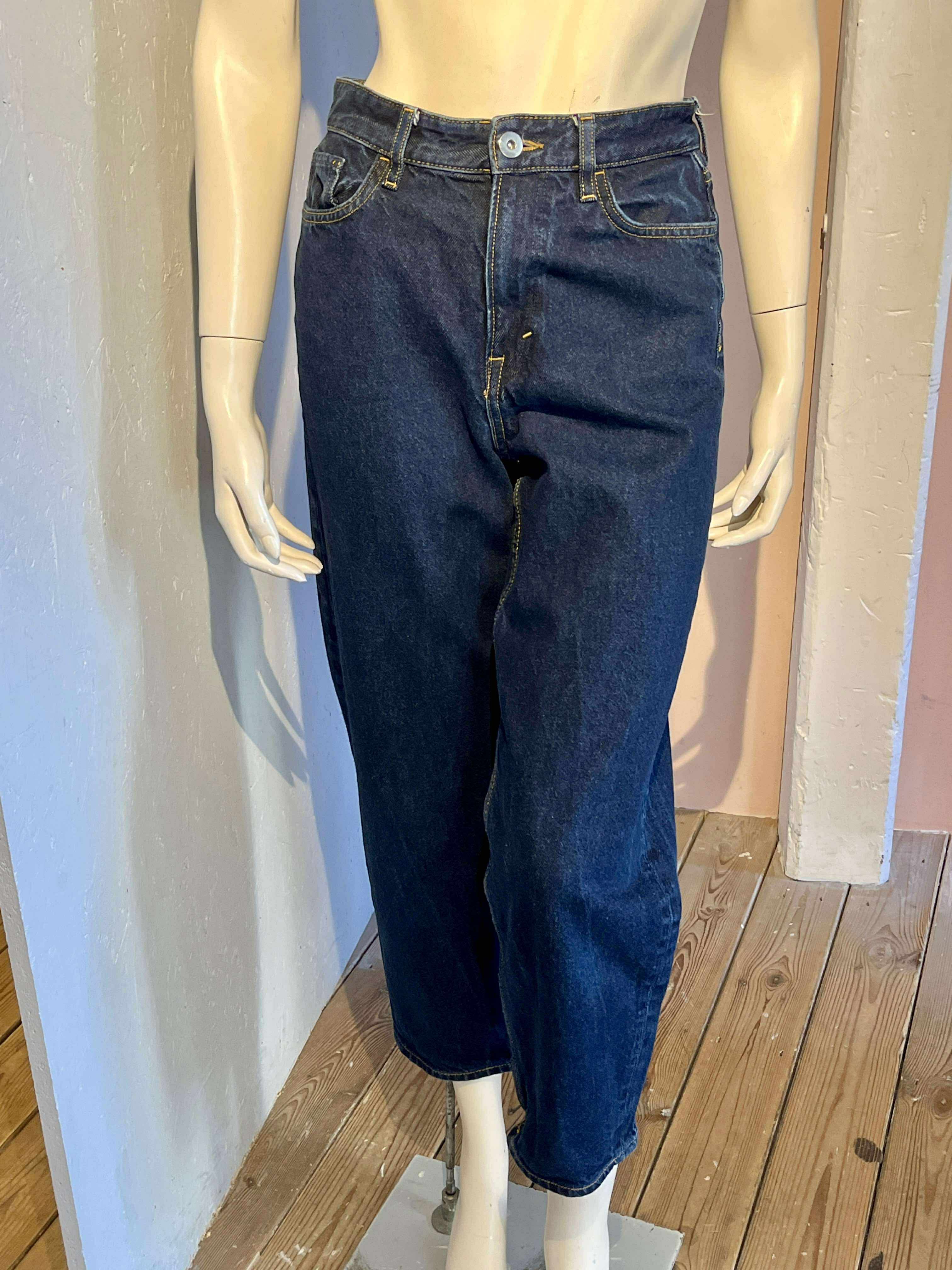 Cos - Jeans - Size: 26