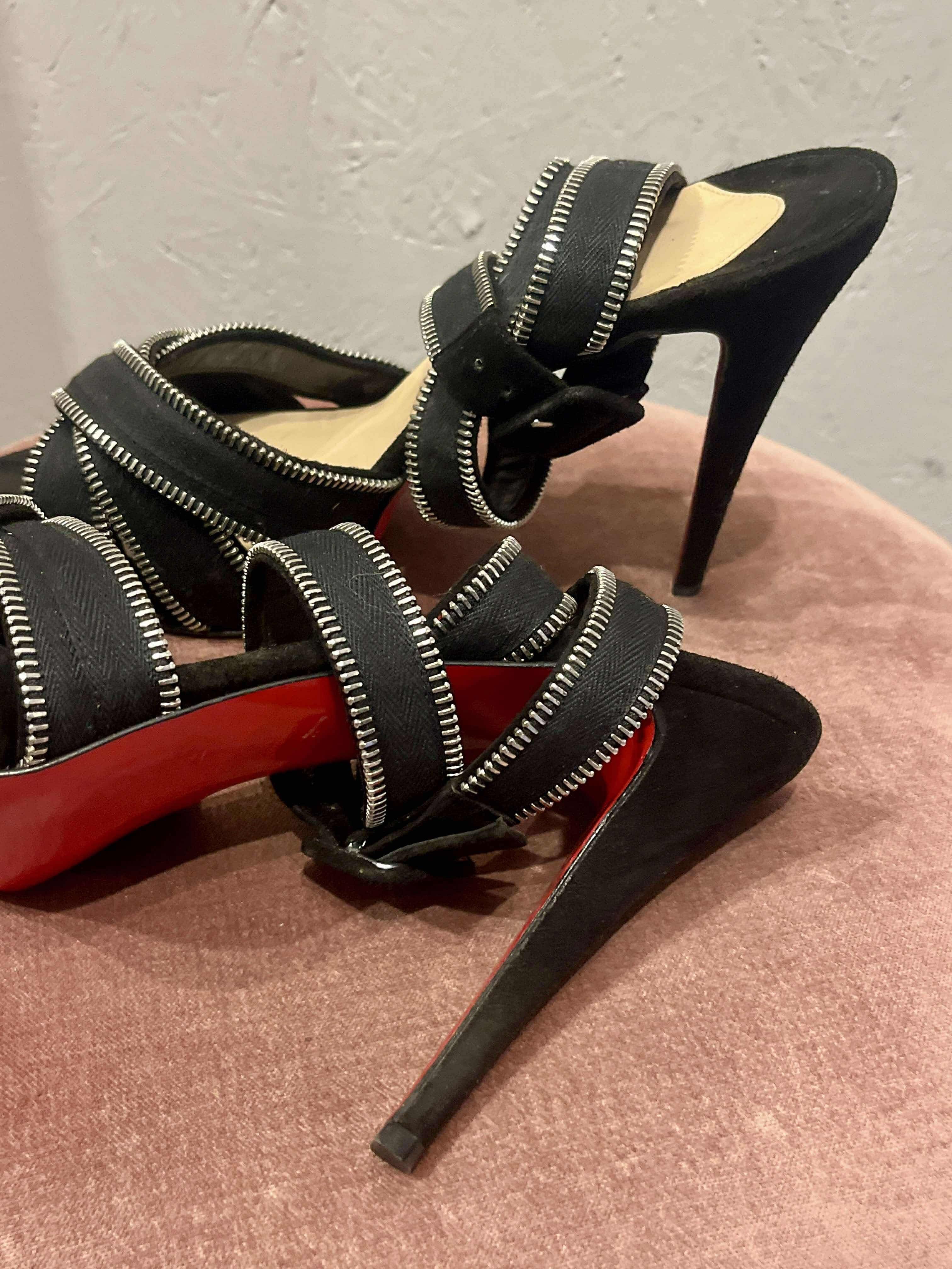 Christian Louboutin - Stiletter - Size: 41