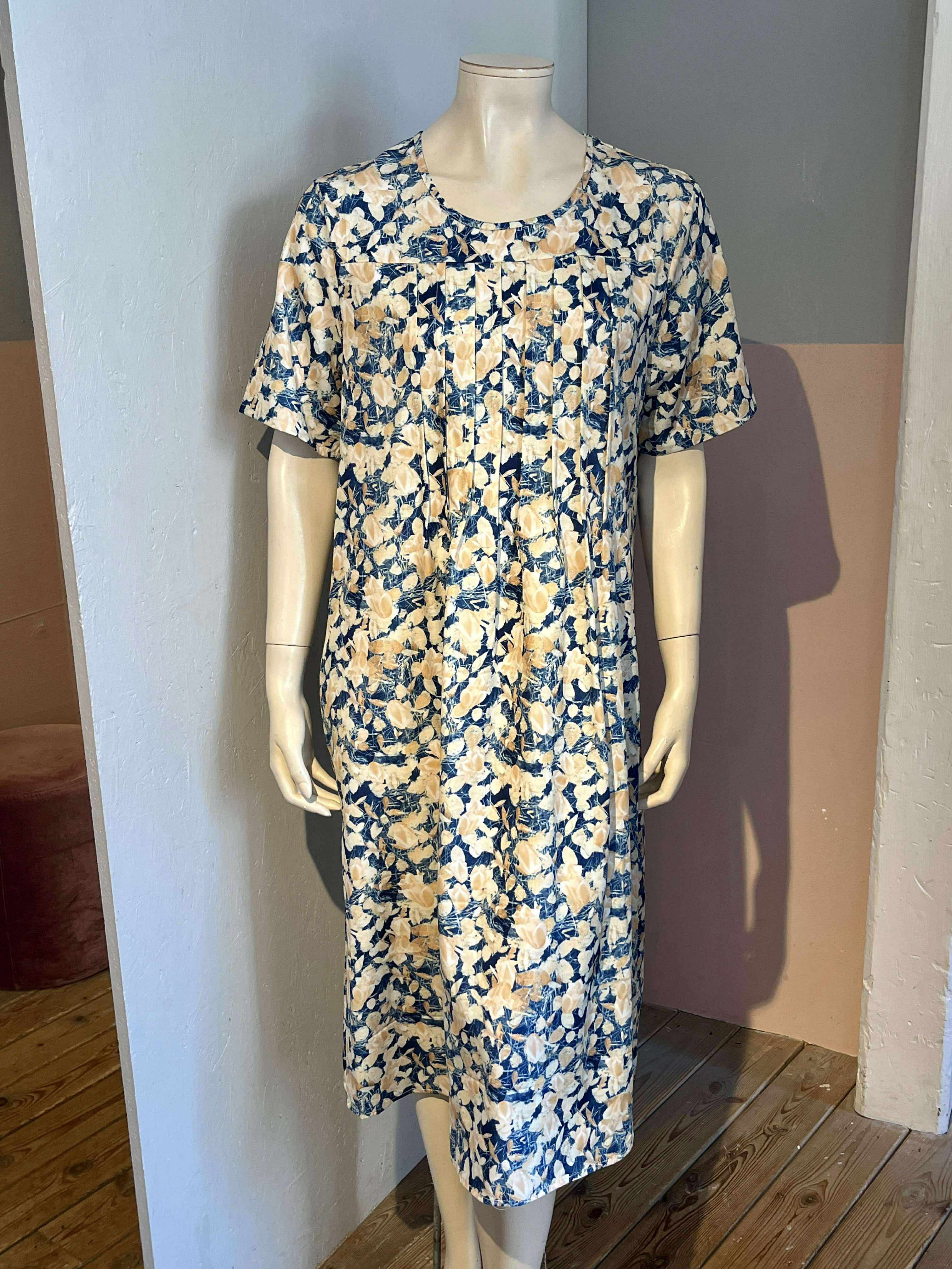 No brand - Kjole - Size: L