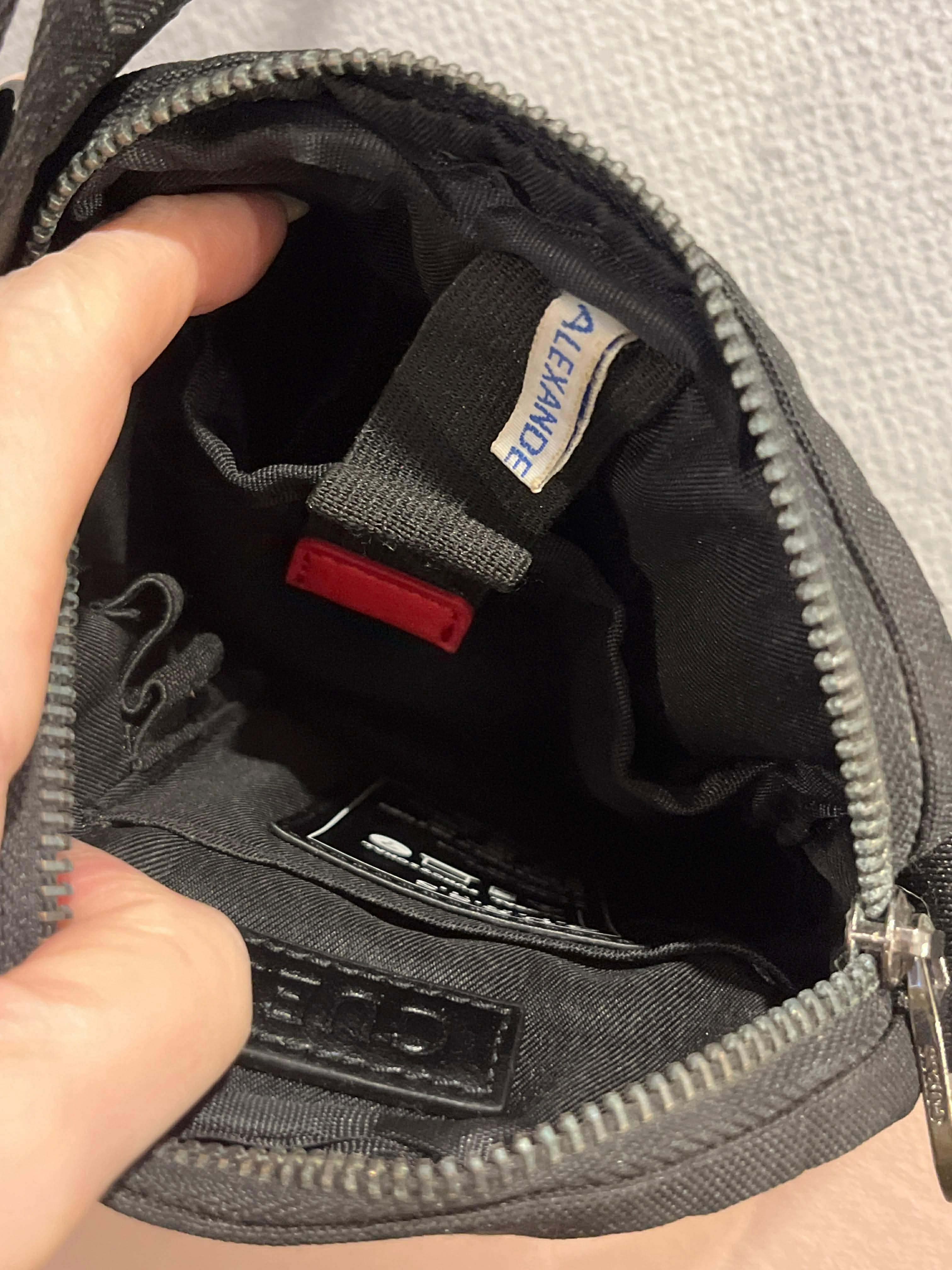 Guess - Taske - One Size