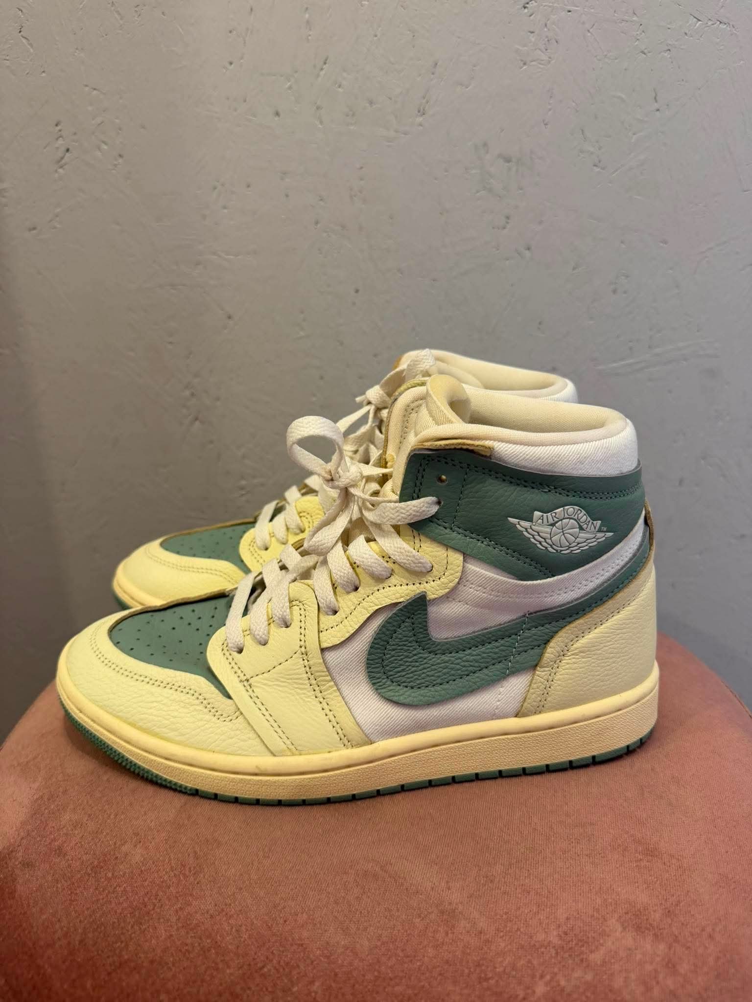 Nike air Jordan - Sneakers - Size: 40 1/2