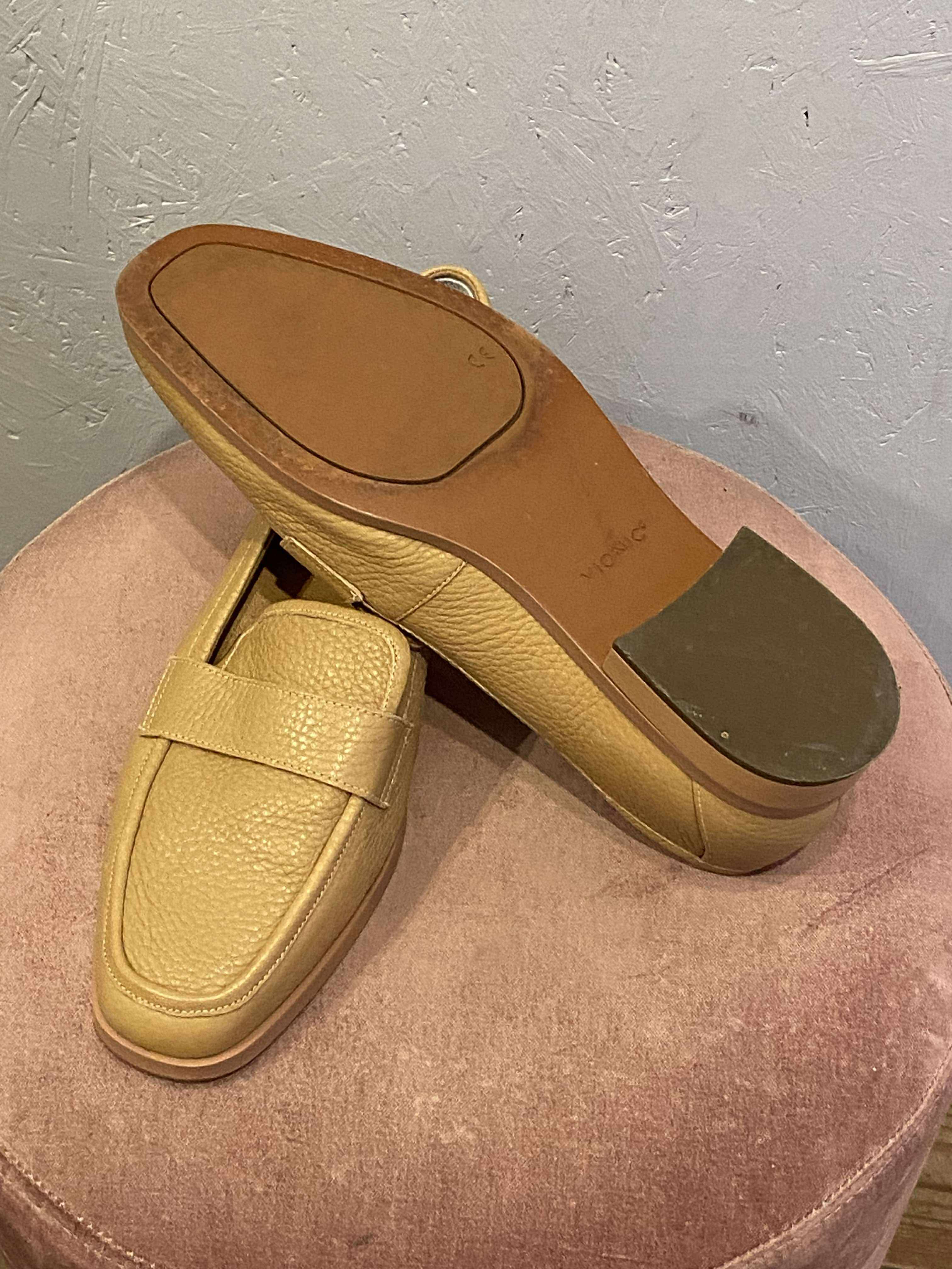 Vionic - Loafers - Size: 41