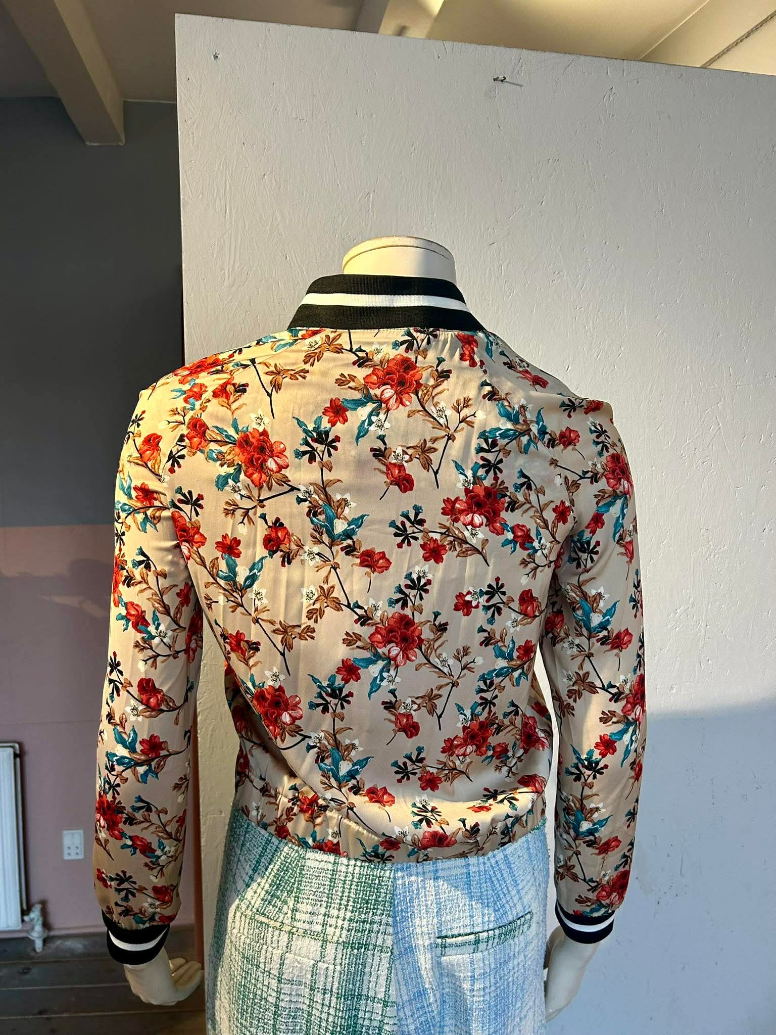 N.1 - Jakke - Size: XS