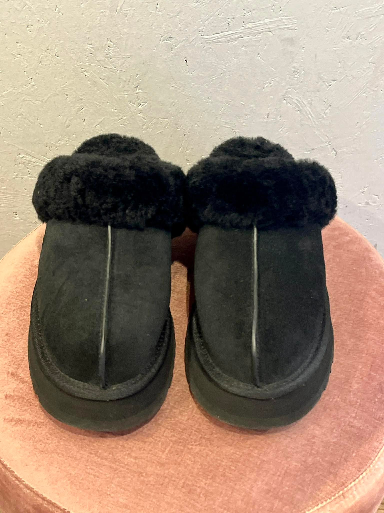 Ugg - Slippers - Size: 40