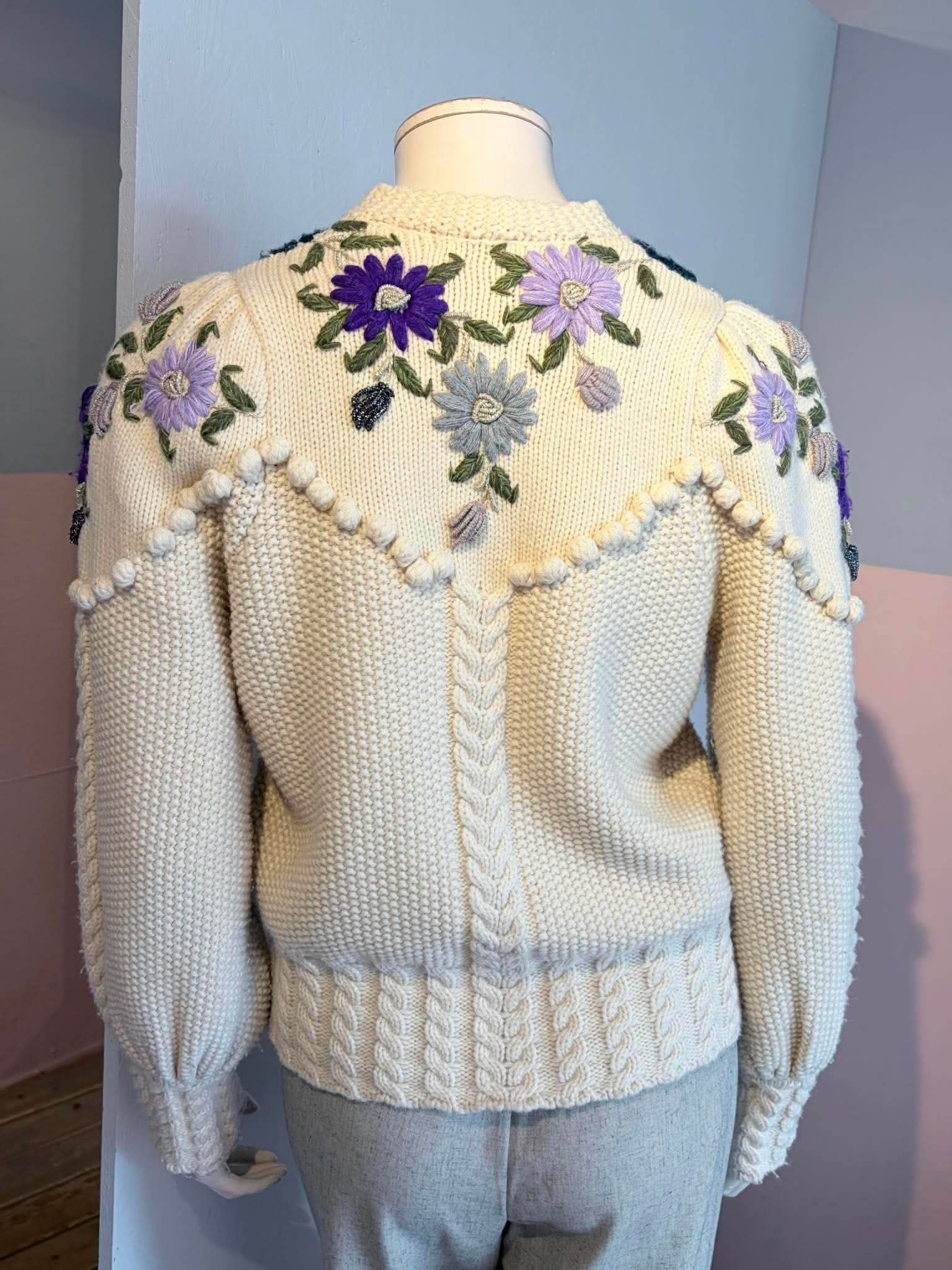 Line Markvardsen - Cardigan - Size: M