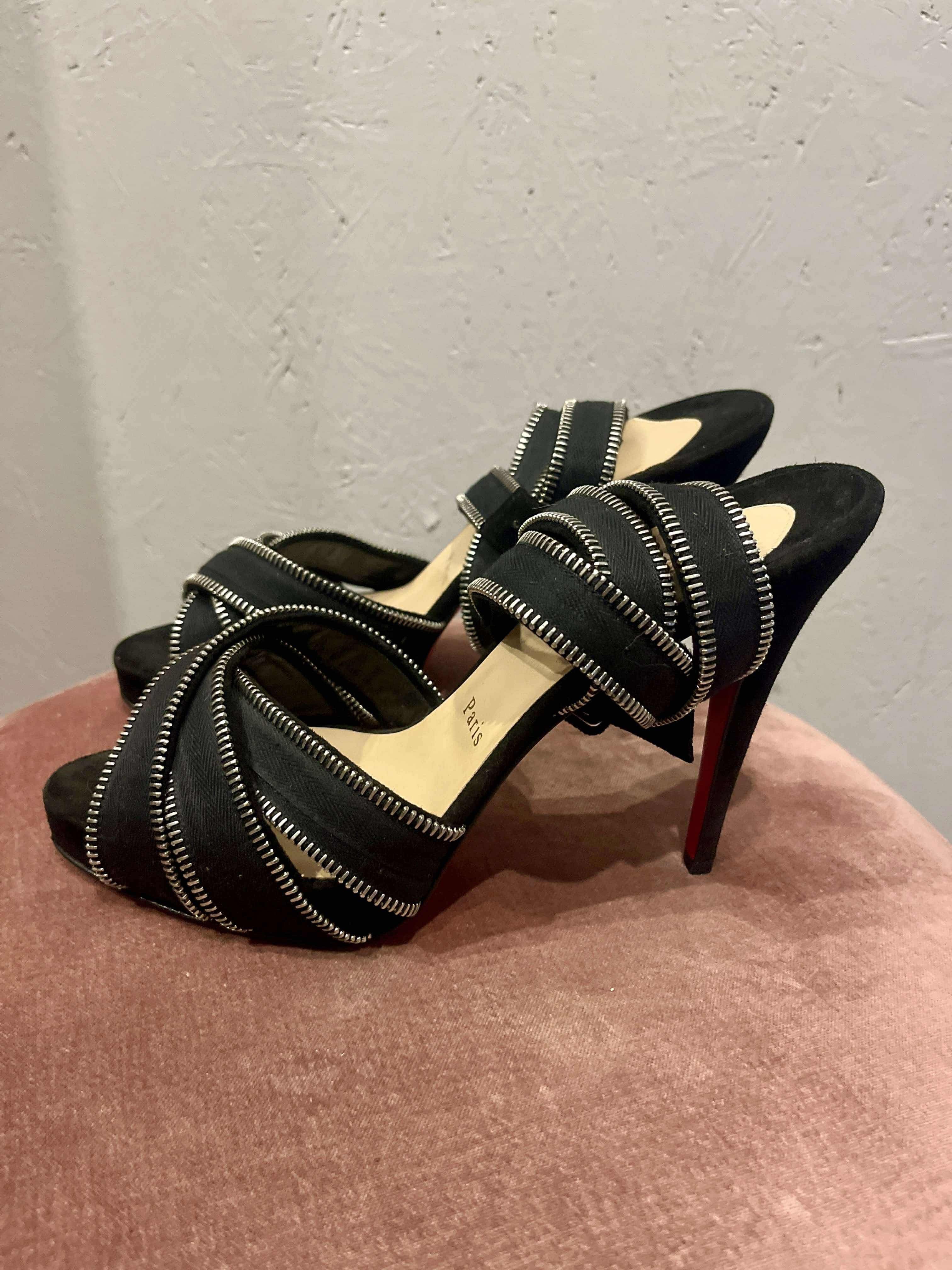 Christian Louboutin - Stiletter - Size: 41