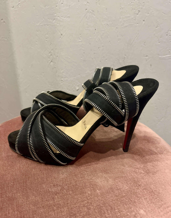 Christian Louboutin - Stiletter - Size: 41