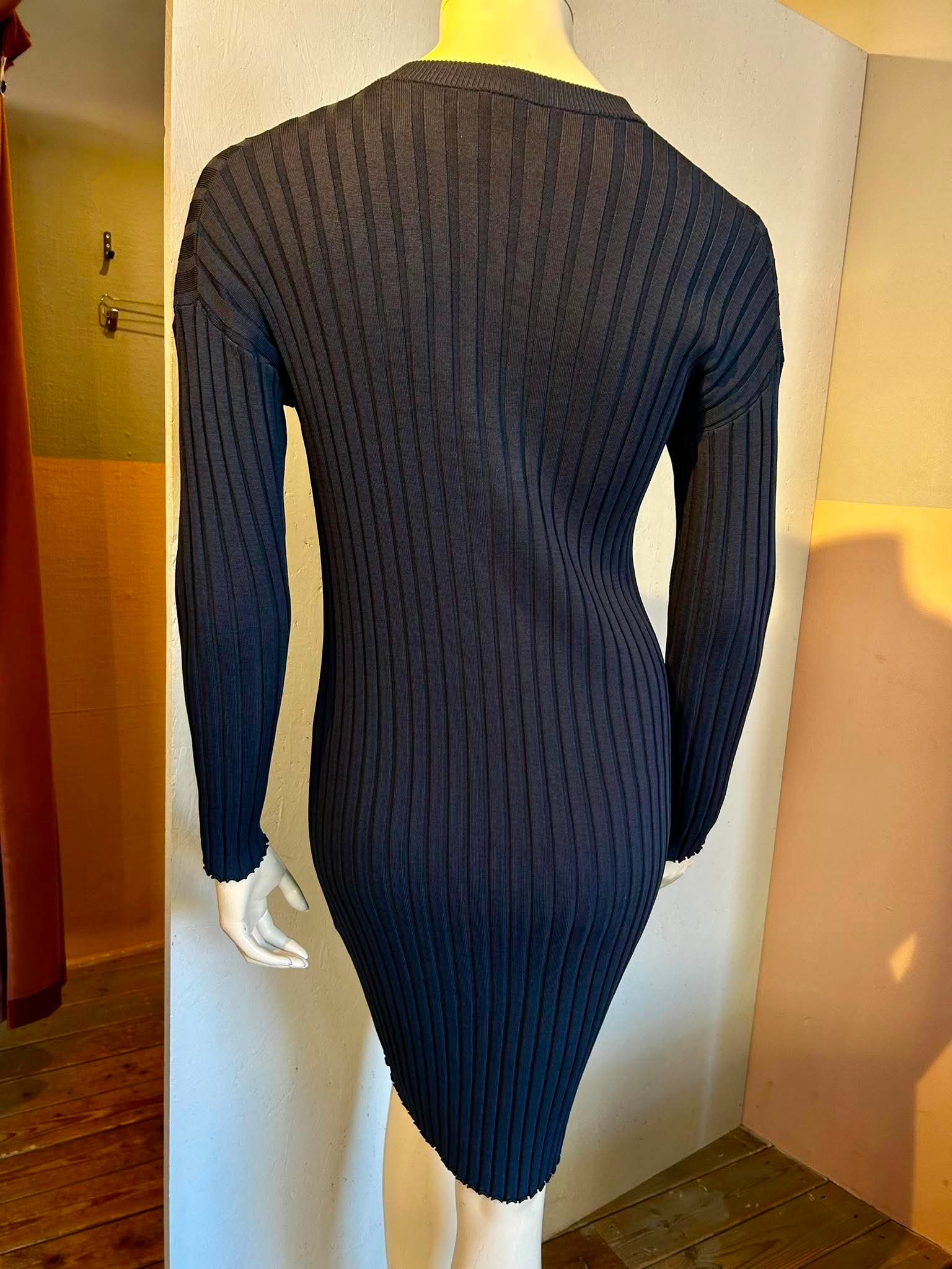 Filippa K - Kjole - Size: M