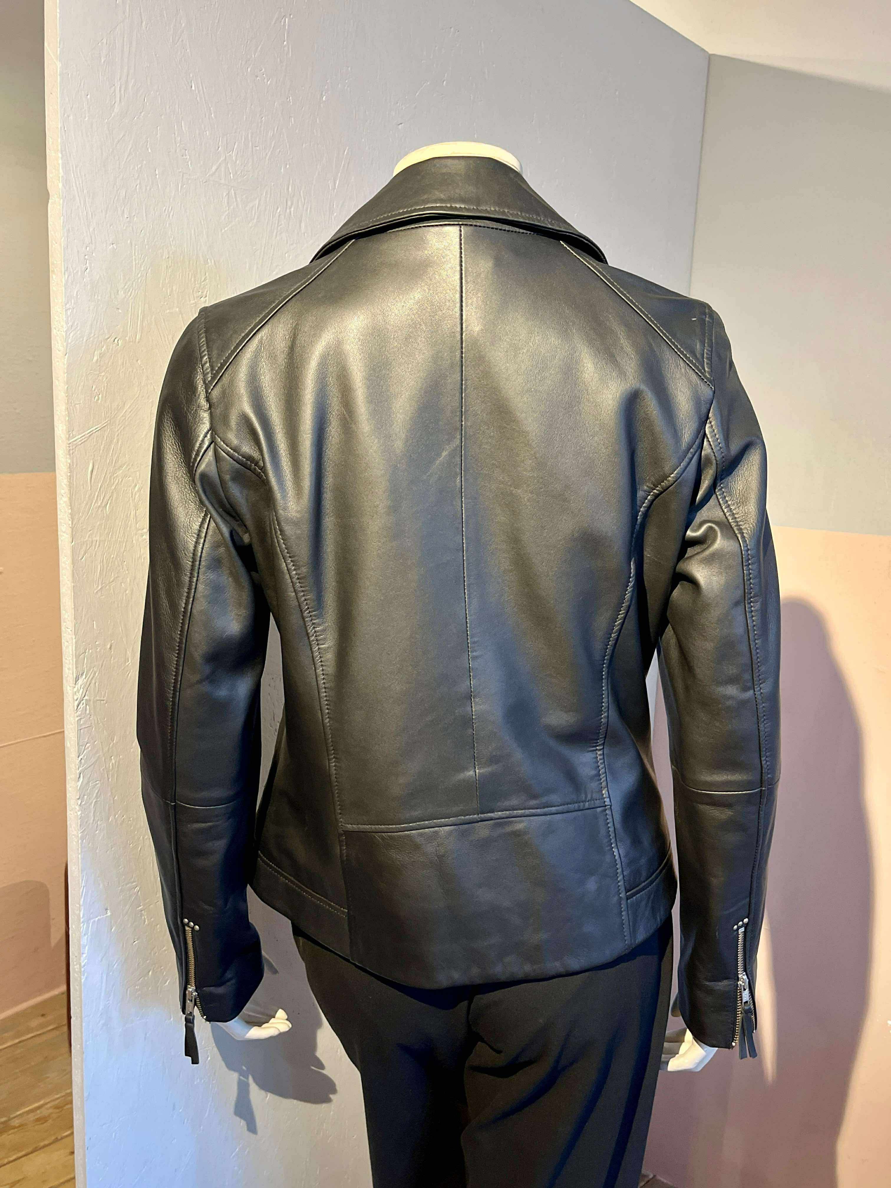 The Wardrobe - Skindjakke - Size: 40