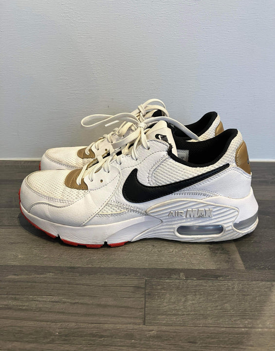 Nike - Sneakers - Size: 39