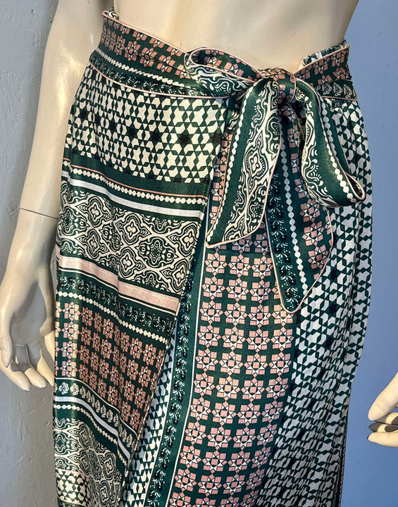 Culture - Nederdel - Size: S