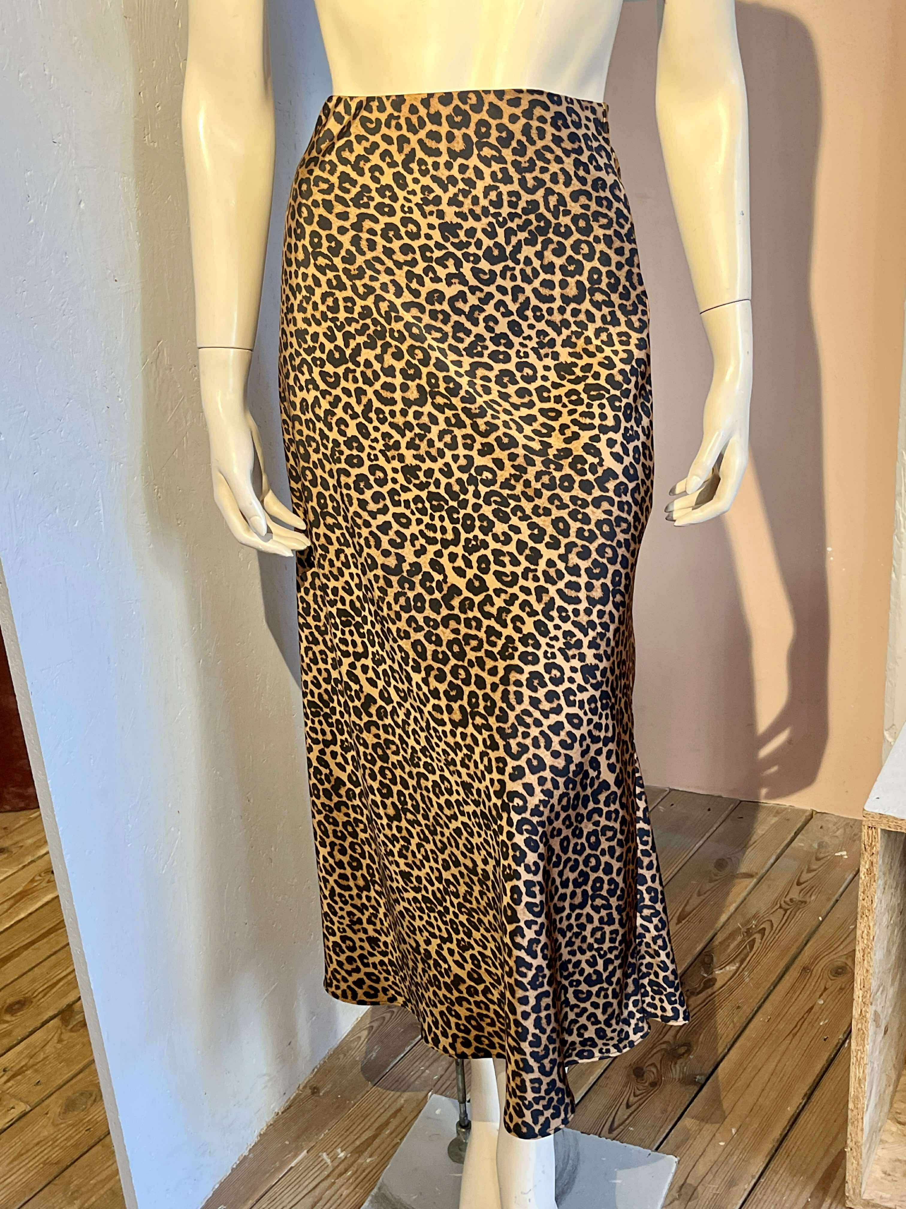 Zara - Nederdel - Size: L