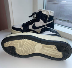 Nike - Sneakers - Size: 35 1/5