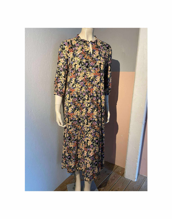 YAS - Kjole - Size: M