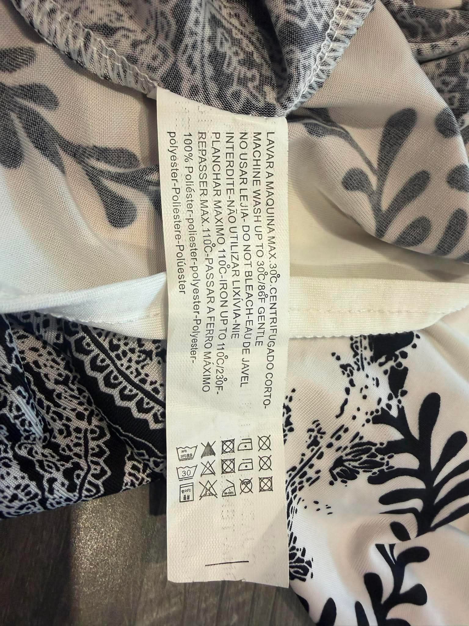 No brand - Kjole - Size: M