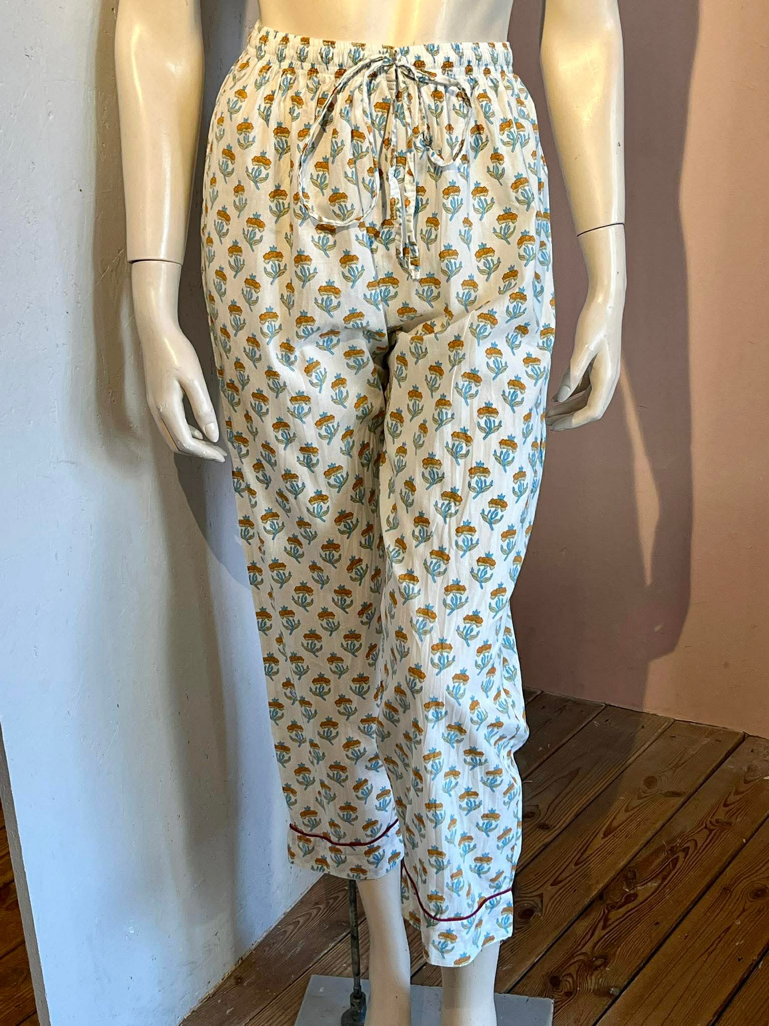 No brand - Bukser  - Size: M