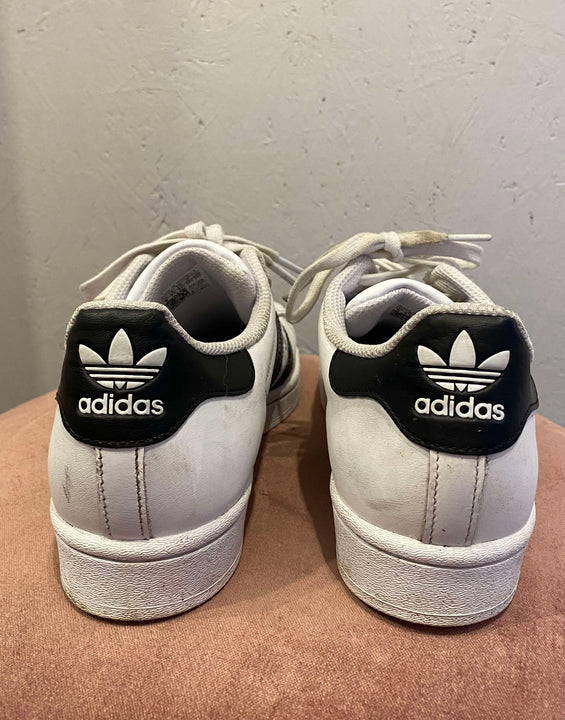 Adidas - Sneakers - Size: 41 1/3