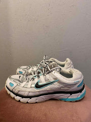 Nike - Sneakers - Size: 38
