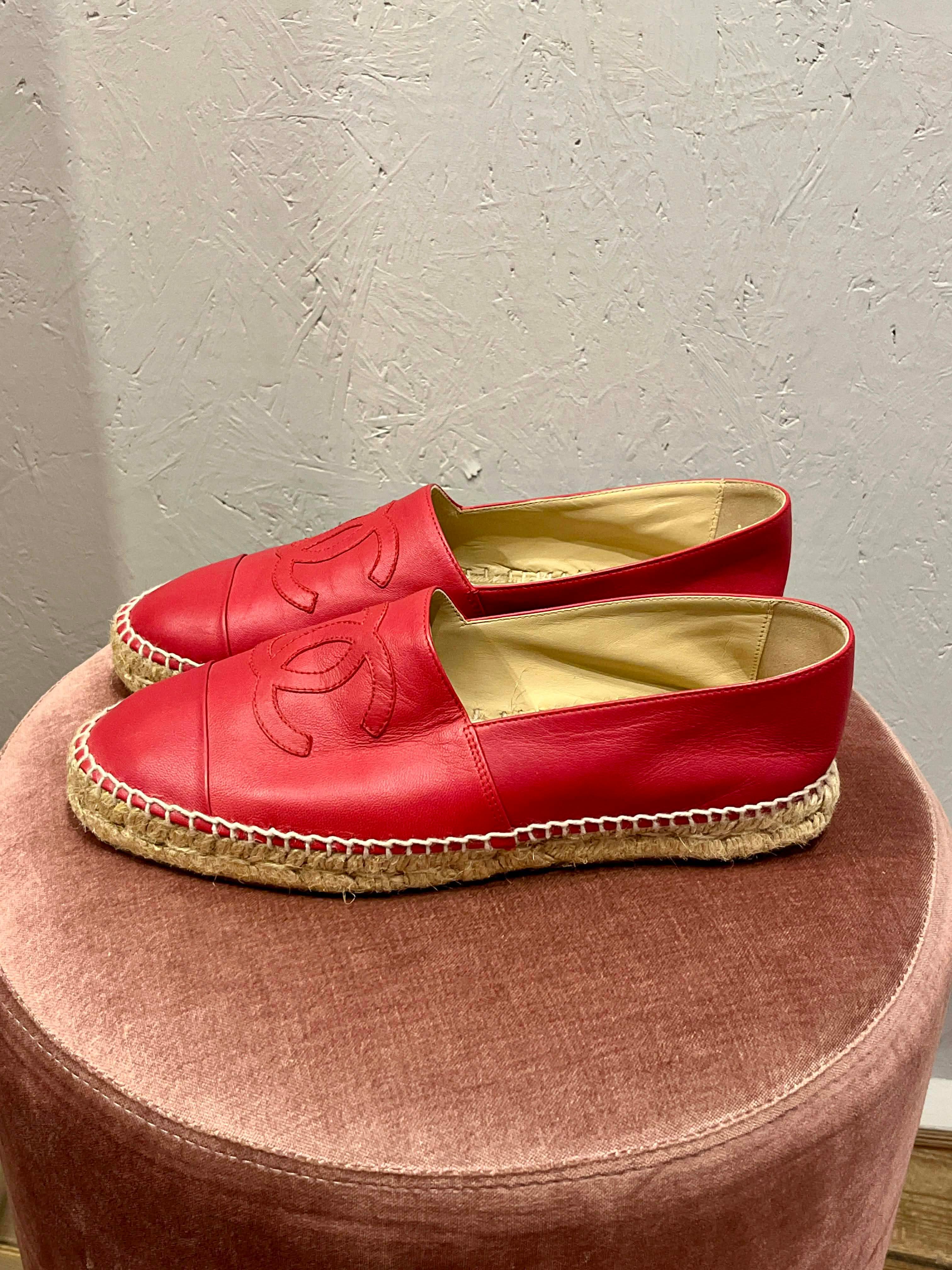 Chanel - Loafers - Size: 40