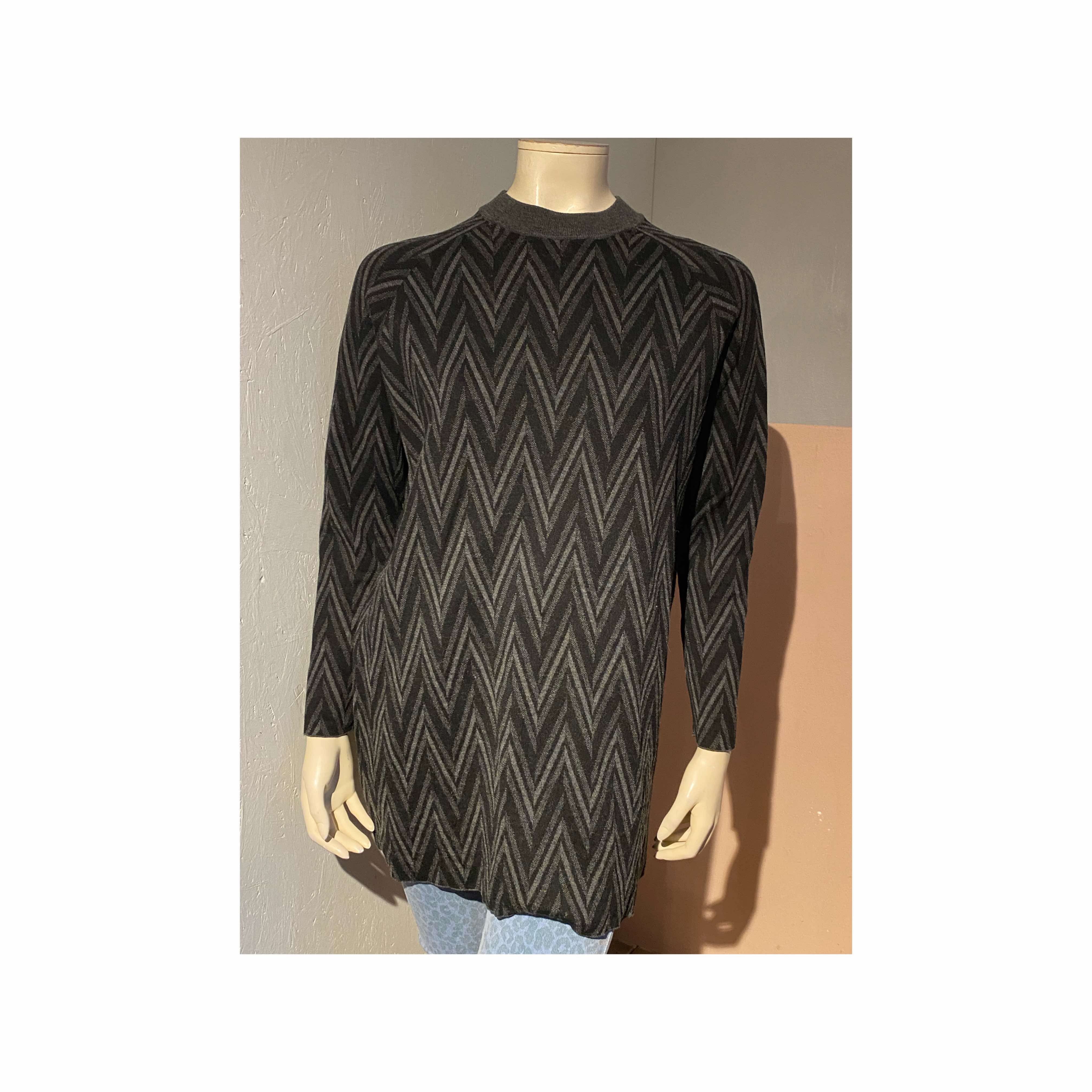 Cos - Sweater - Size: L