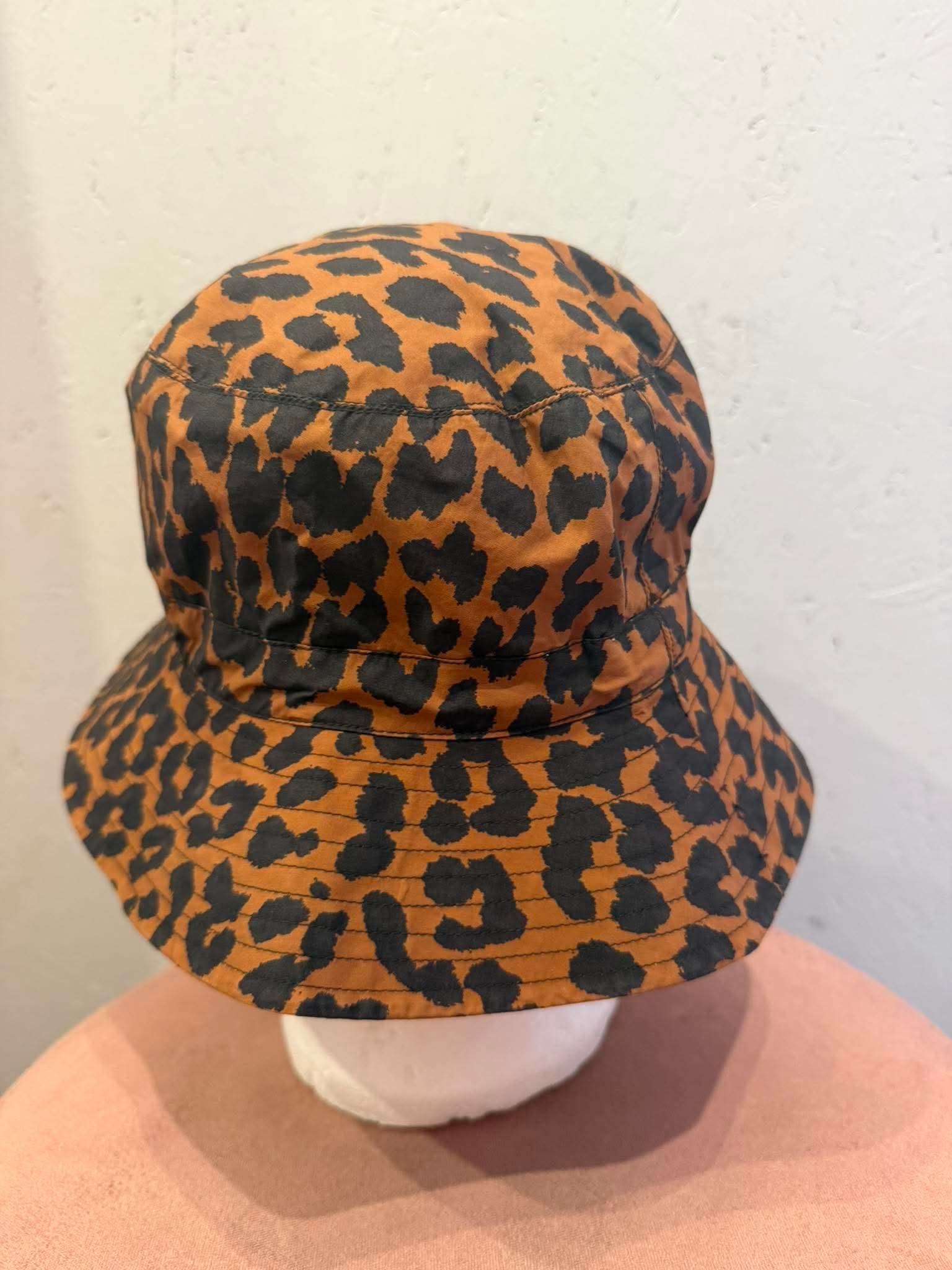 Ganni - Bøllehat - Size: 55 cm