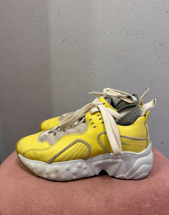 Acne Studios - Sneakers - Size: 37