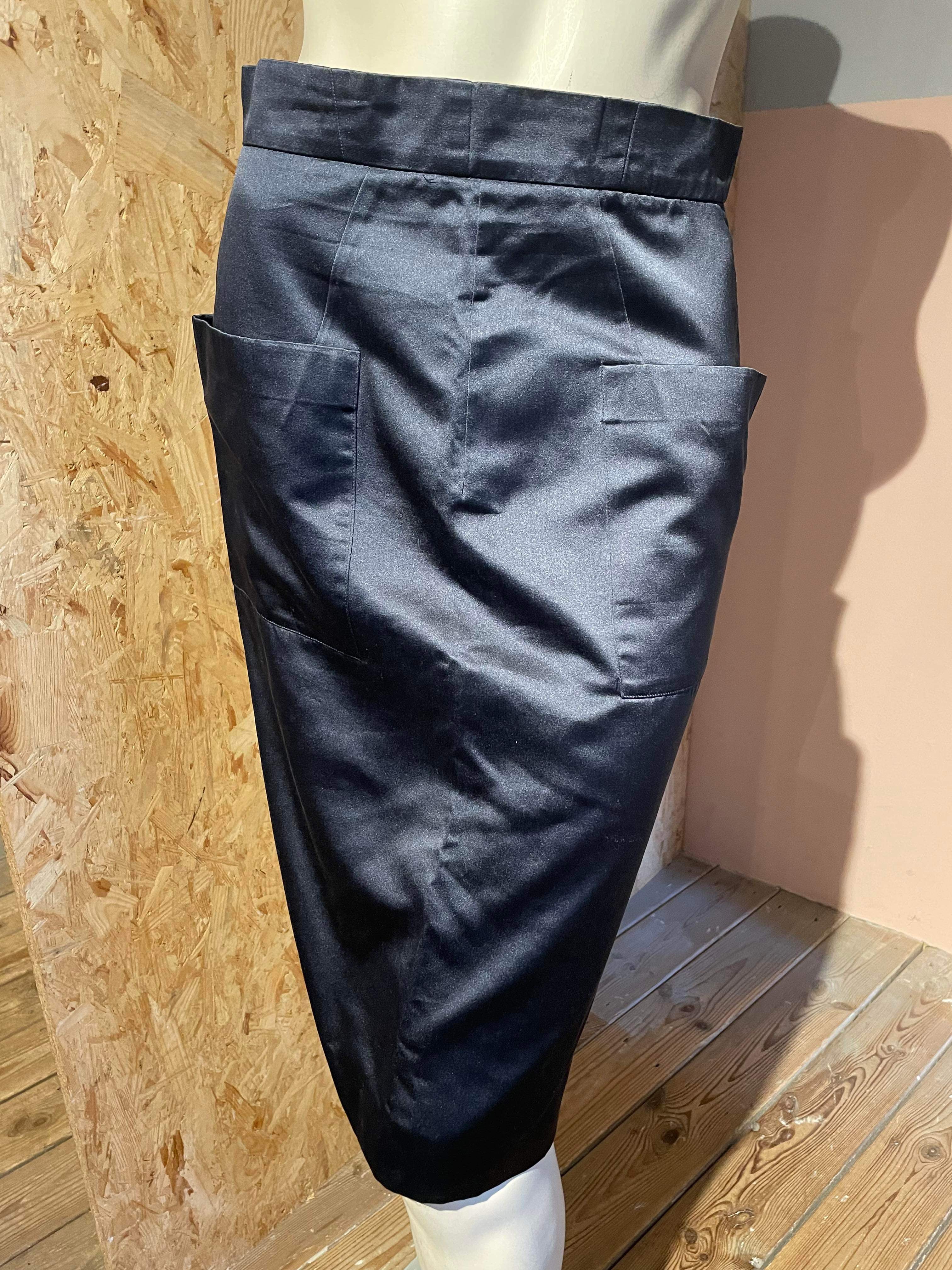 Prada - Nederdel - Size: 34