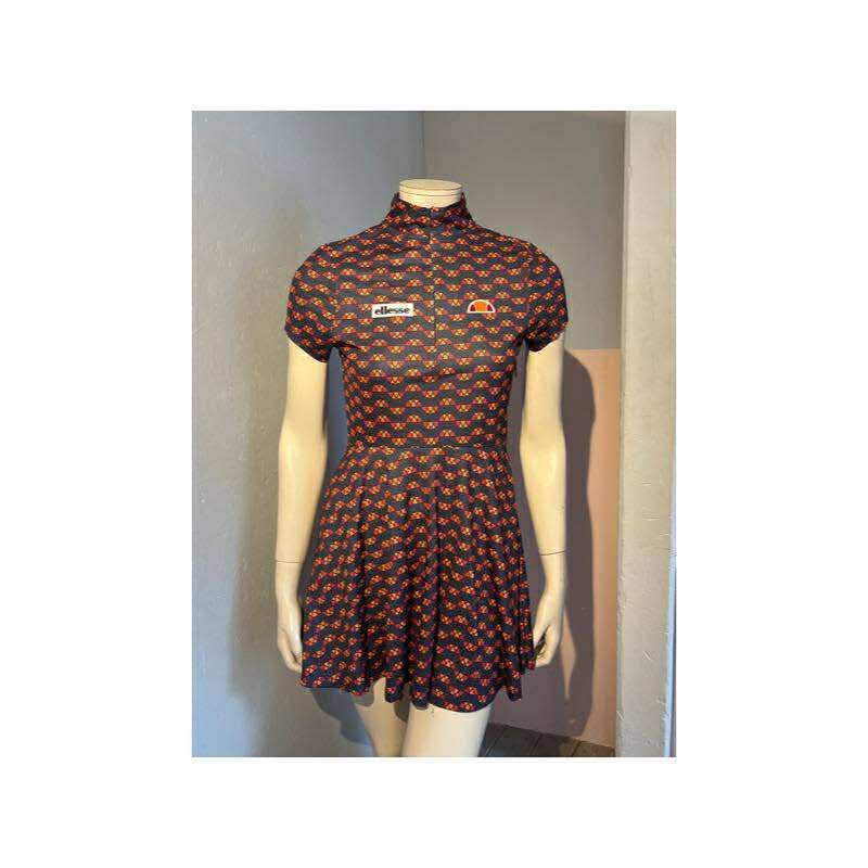 Ellesse - Kjole - Sie: 38