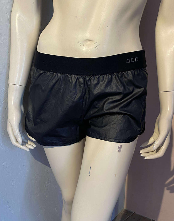 Lorna Jane - Shorts - Size: XS