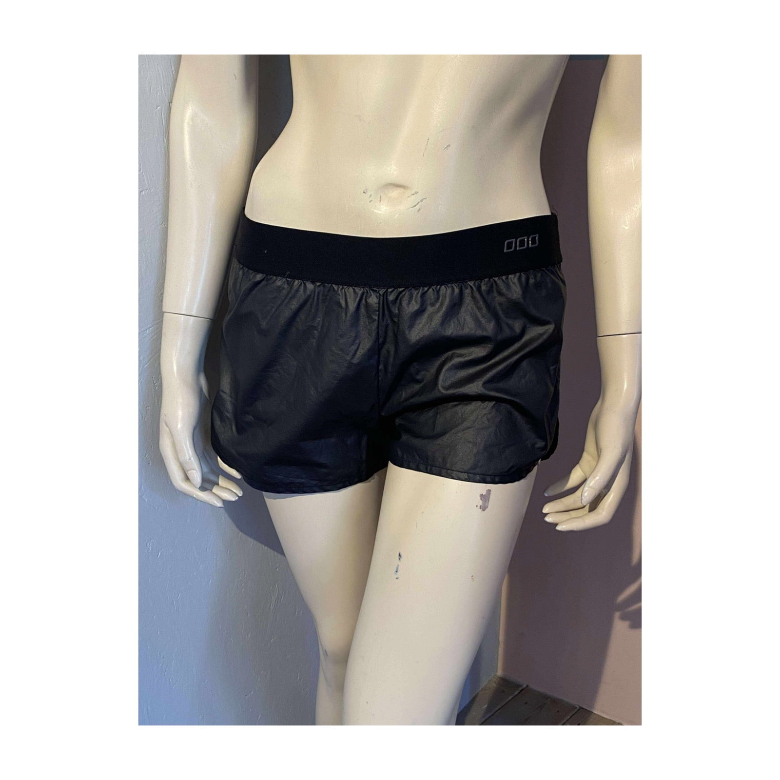 Lorna Jane - Shorts - Size: XS