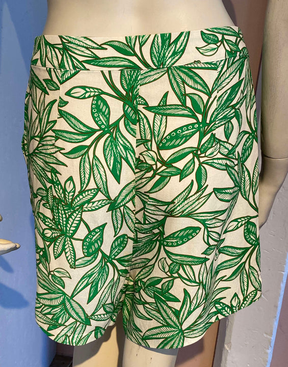 Zara - Shorts - Size: M