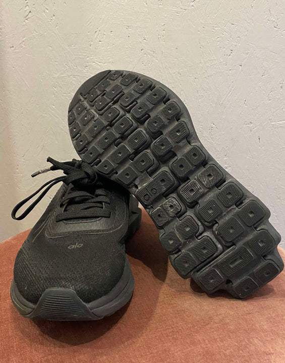 Alo - Sneakers - Size: 39