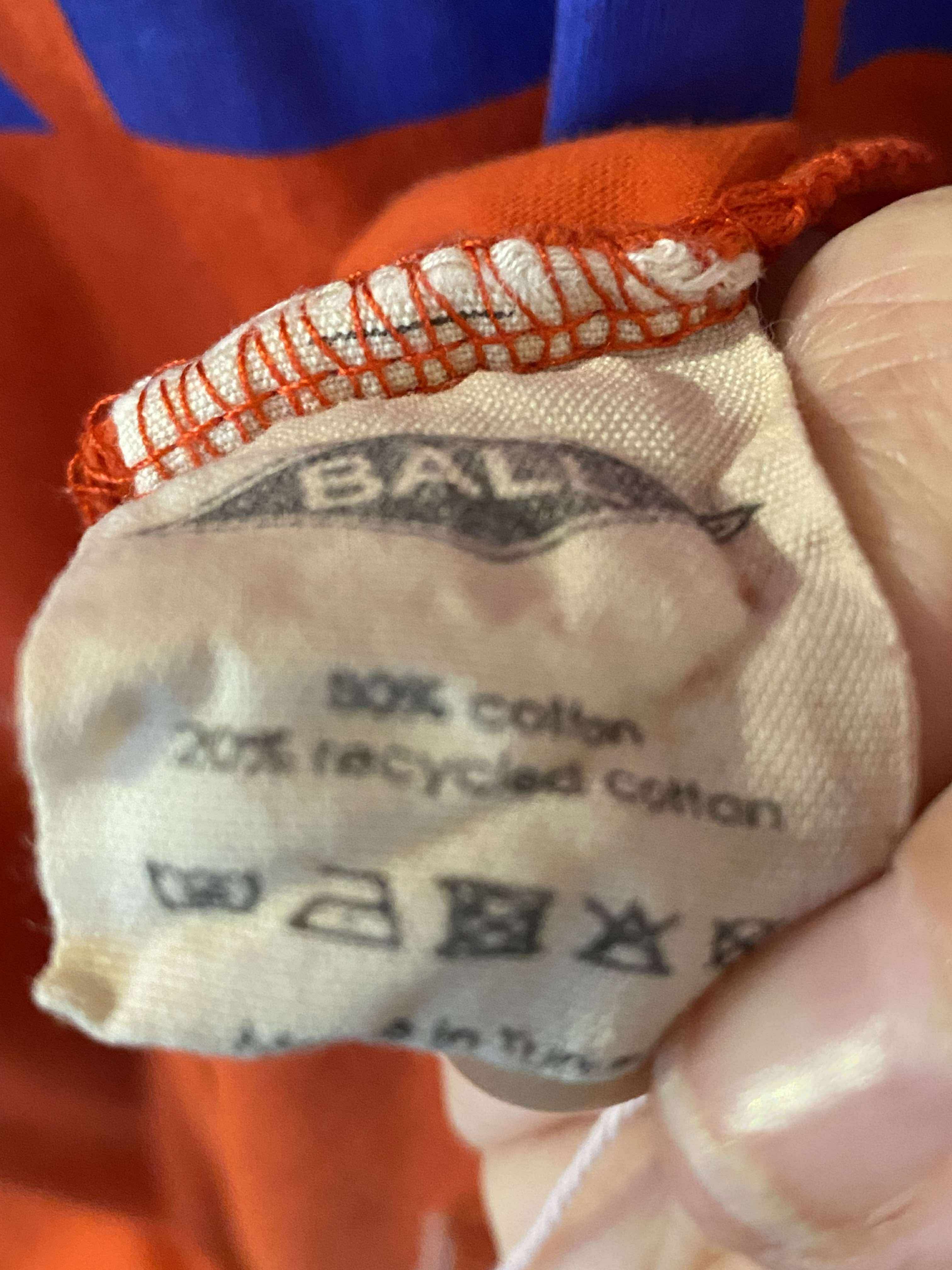 Ball - T-shirt - Size: M