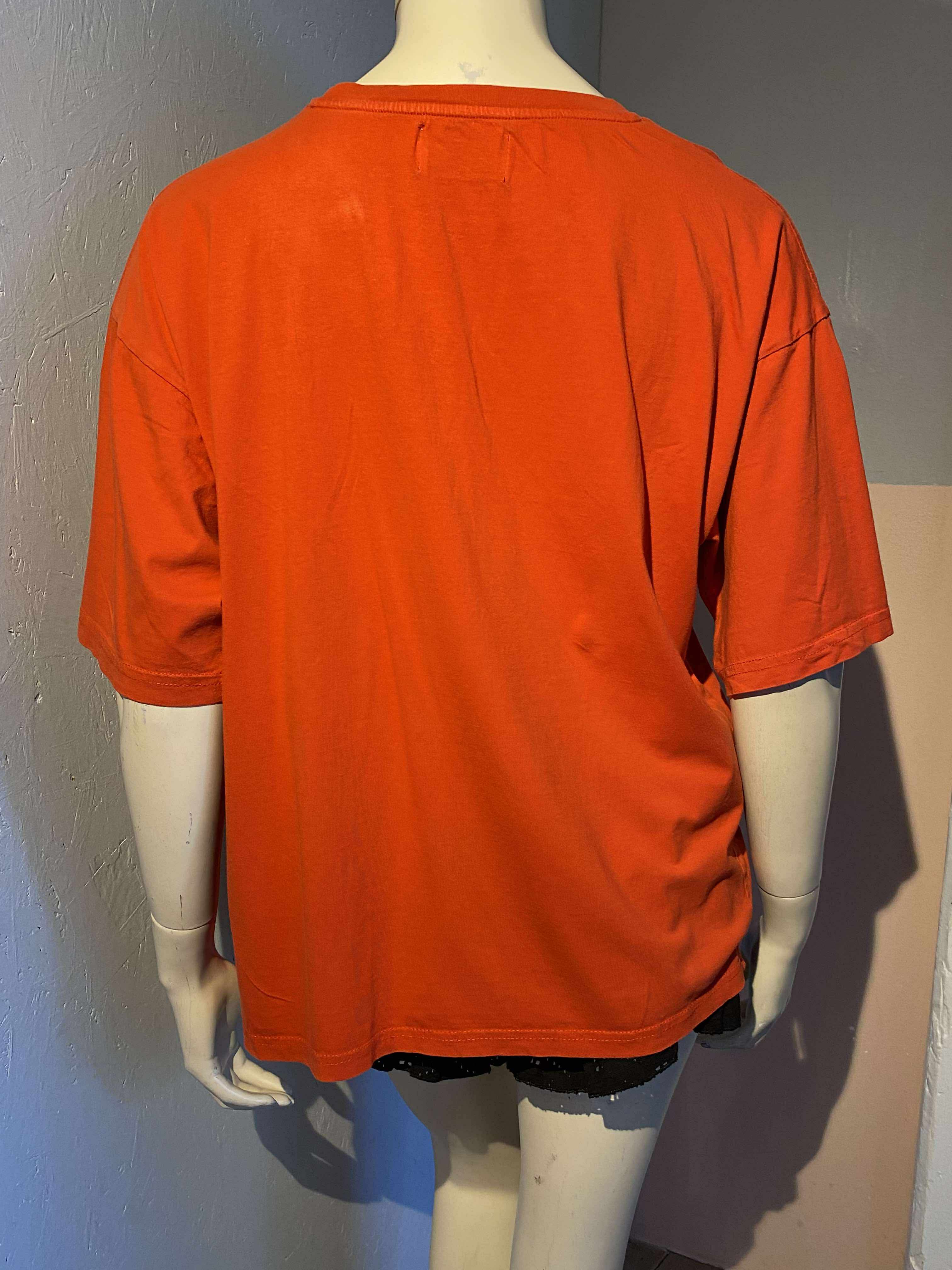 Ball - T-shirt - Size: M