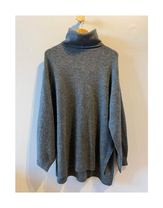 H&M - Sweater - Size: M