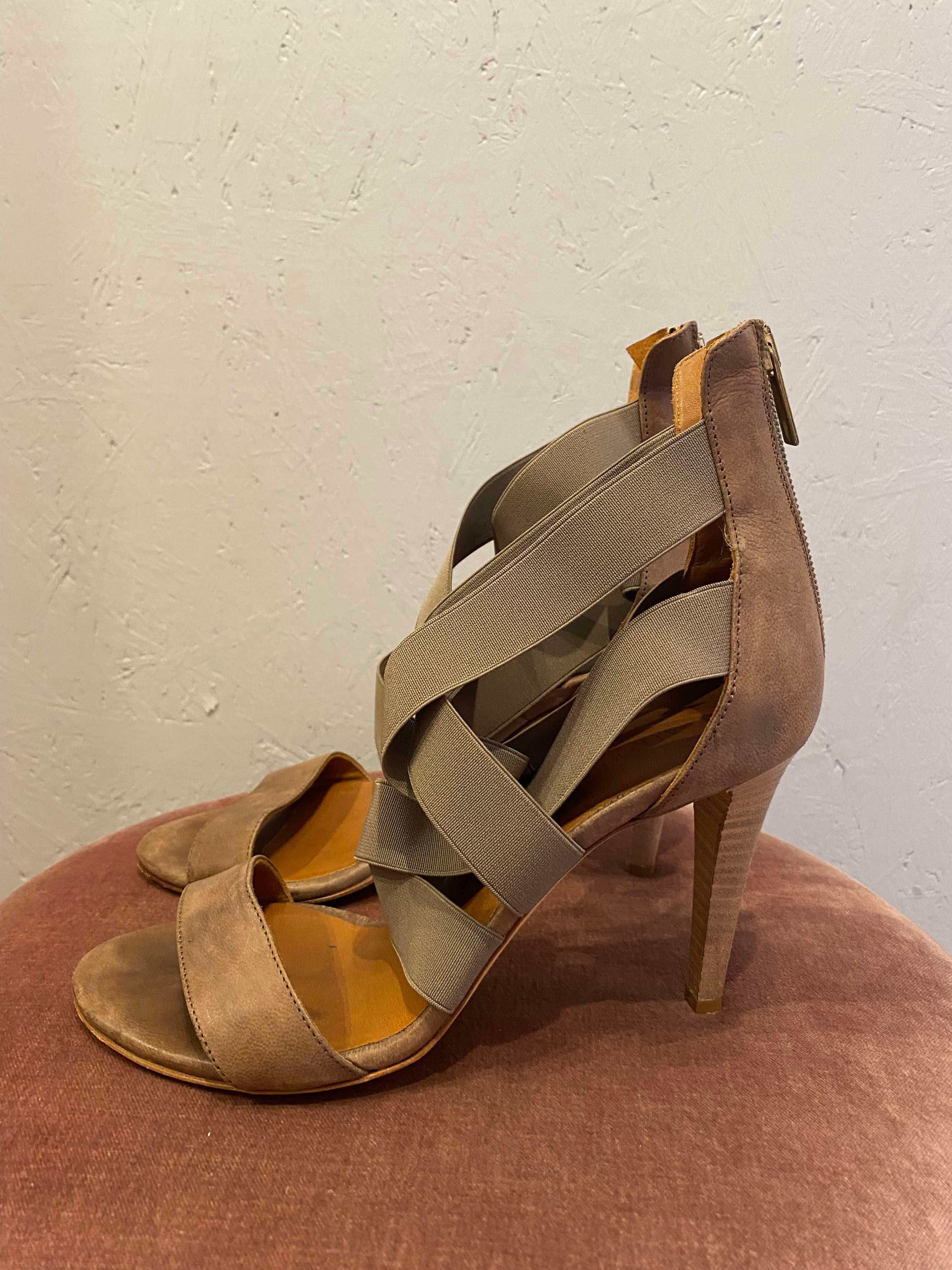 Latitude Femme - Stiletter - Size: 39