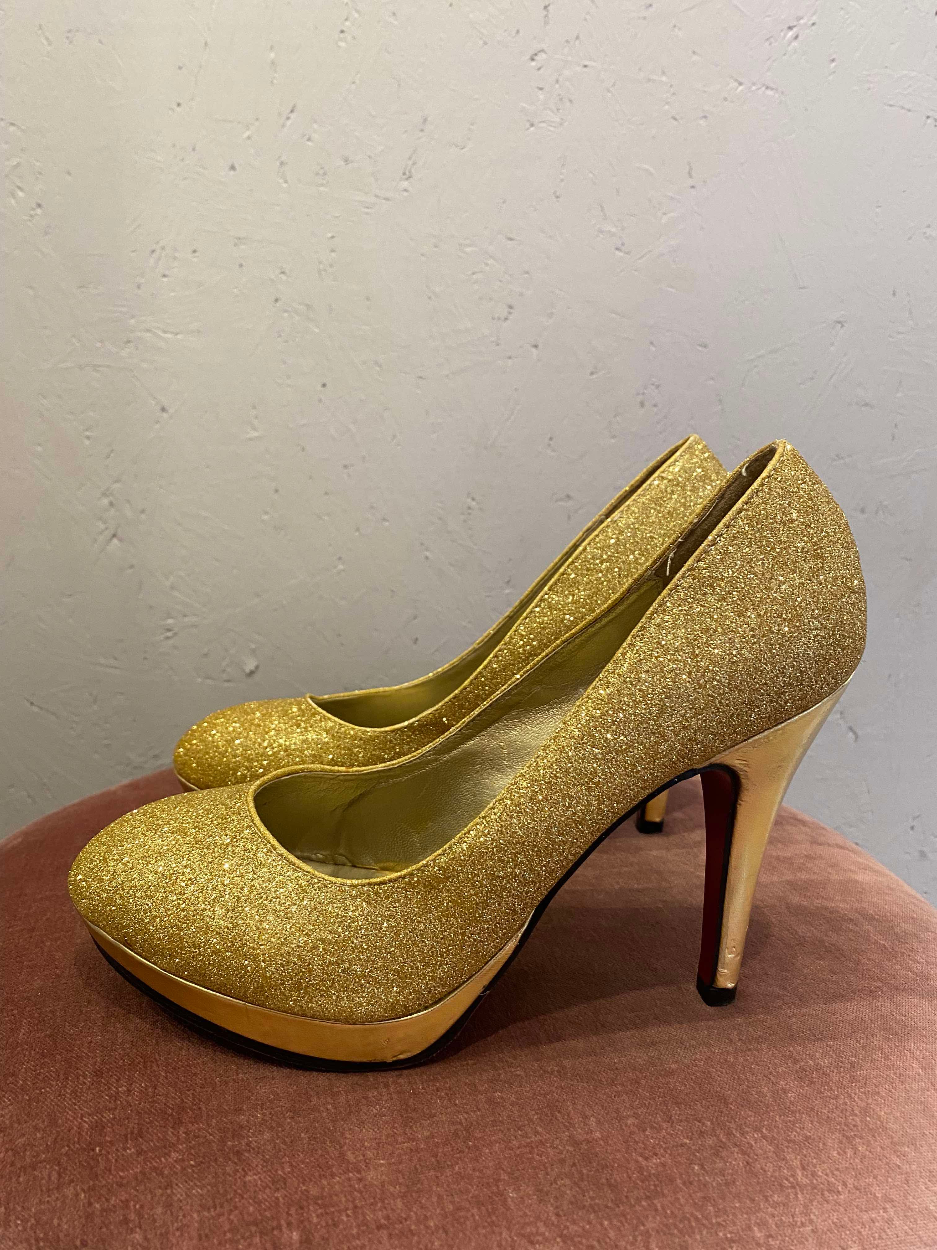 Suoui - Stiletter - Size: 39