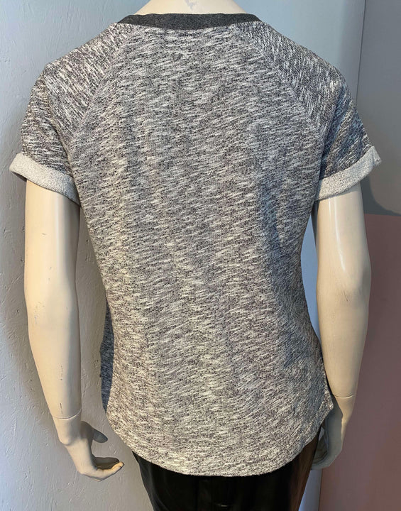 Basic Apparel - T-shirt - Size: S