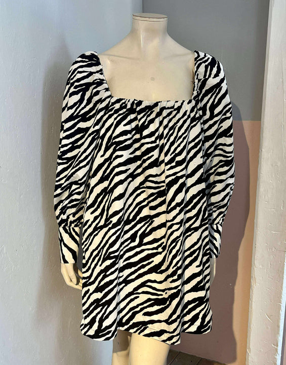 Zara - Kjole - Size: M