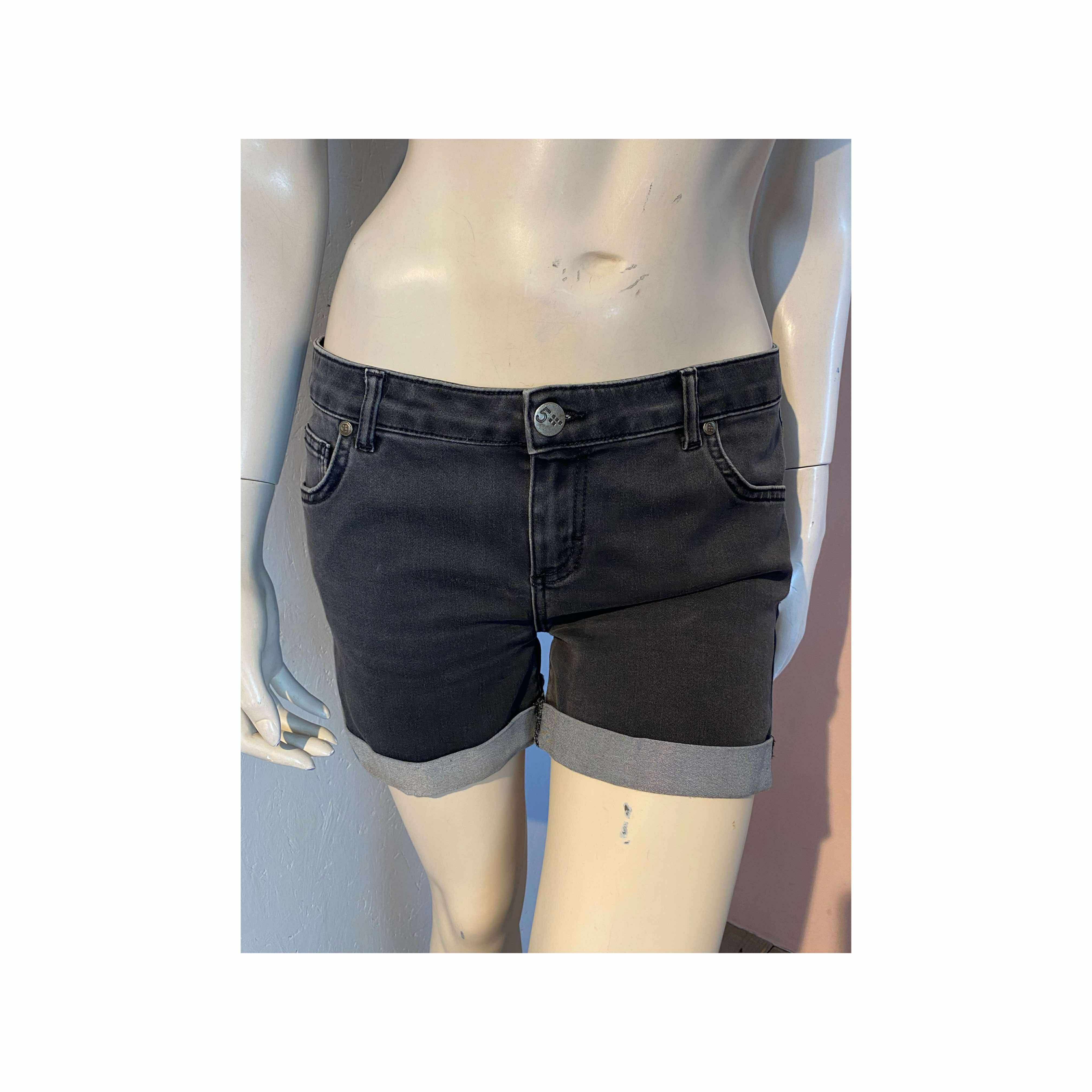 5 Units - Shorts - Size: 29