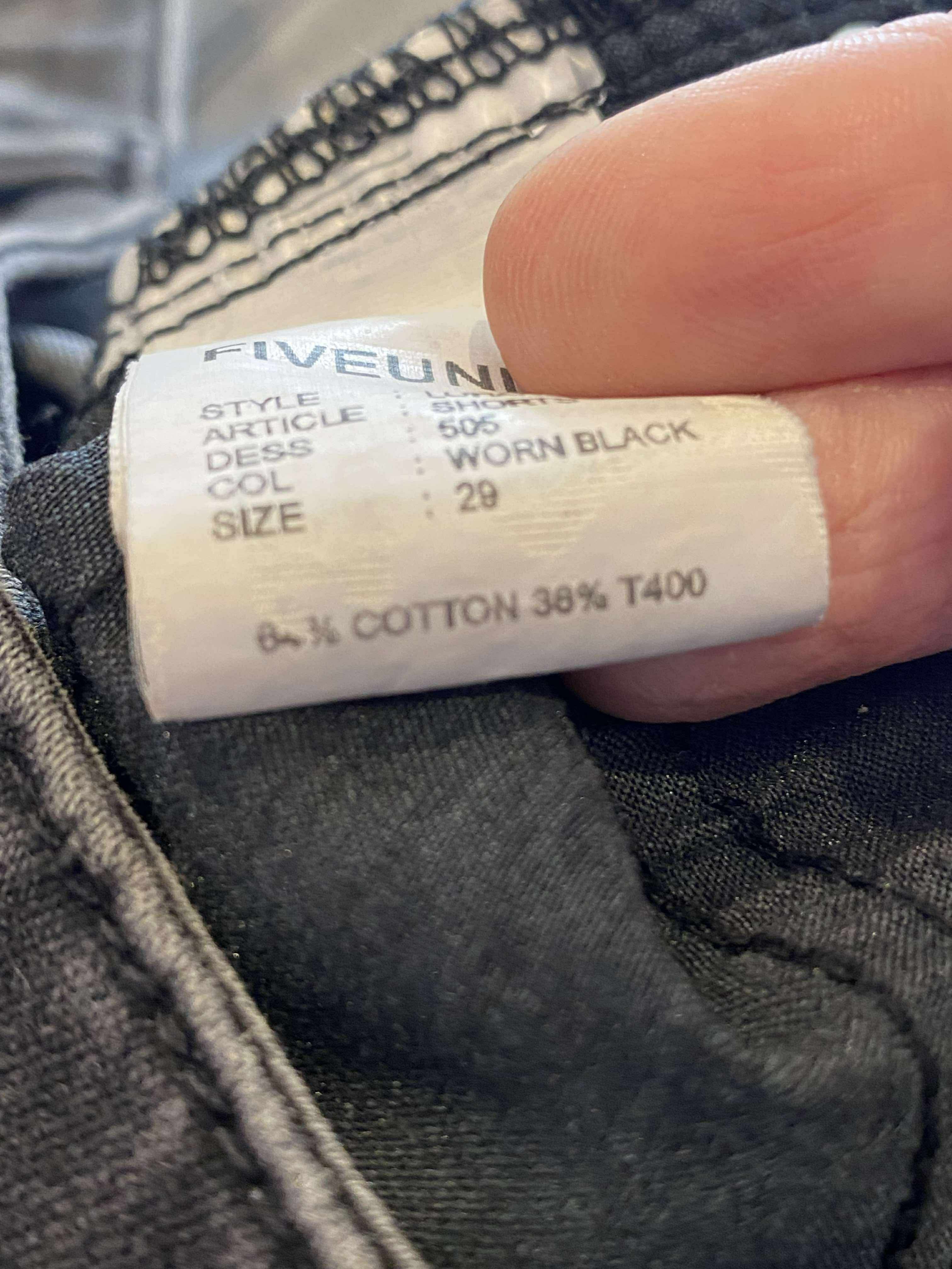 5 Units - Shorts - Size: 29