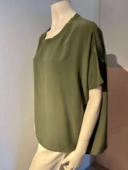 Second Female - Top - Size: M