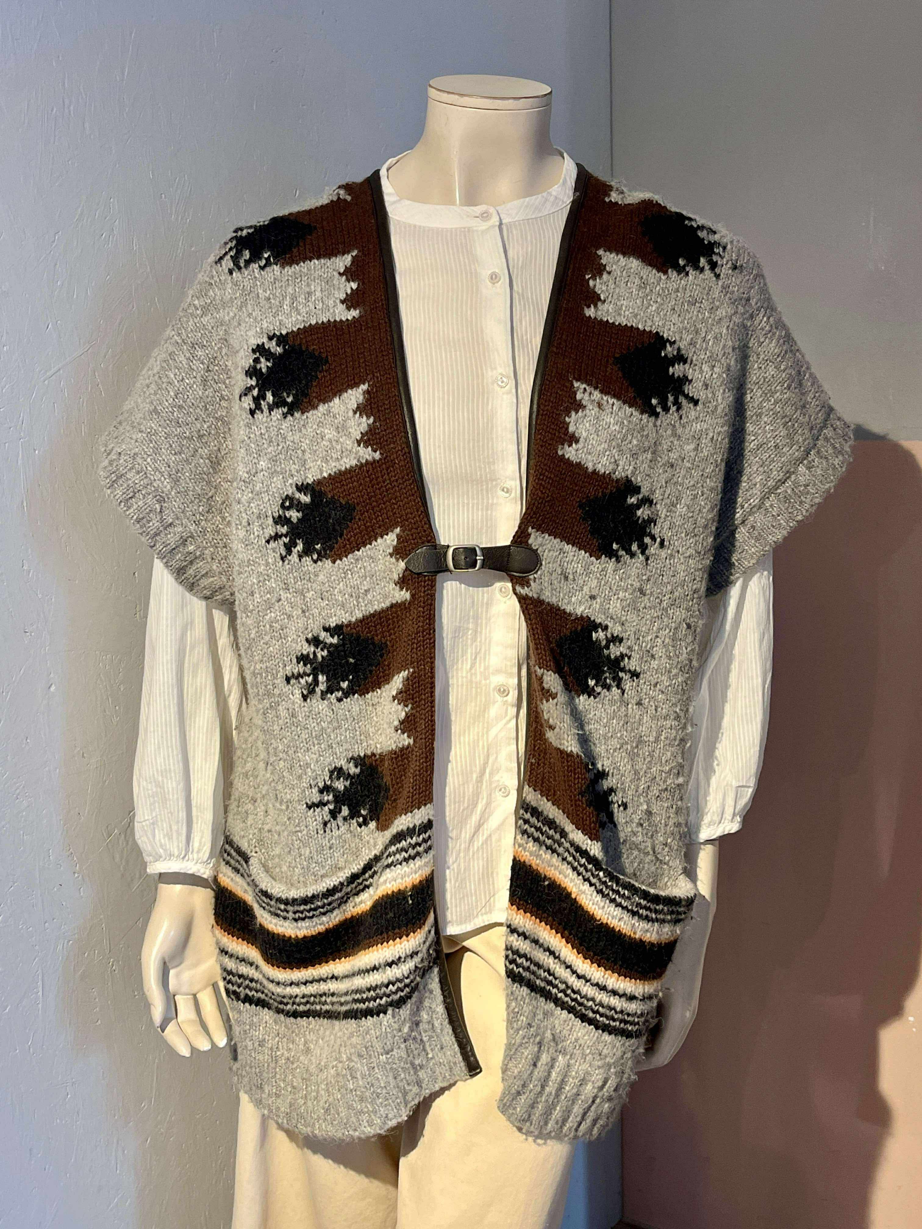 Loft - Cardigan - Size: S/M