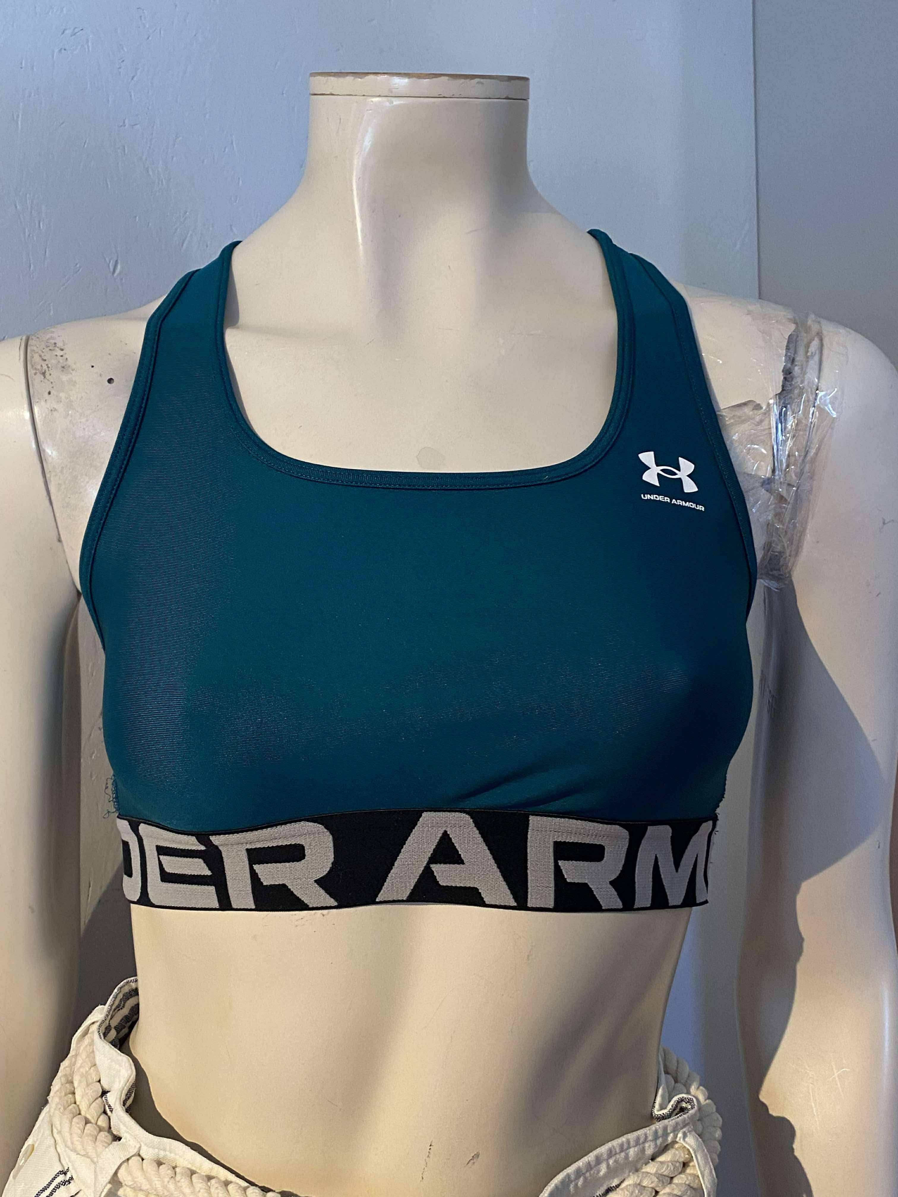 Under Armour - Top - Size: S