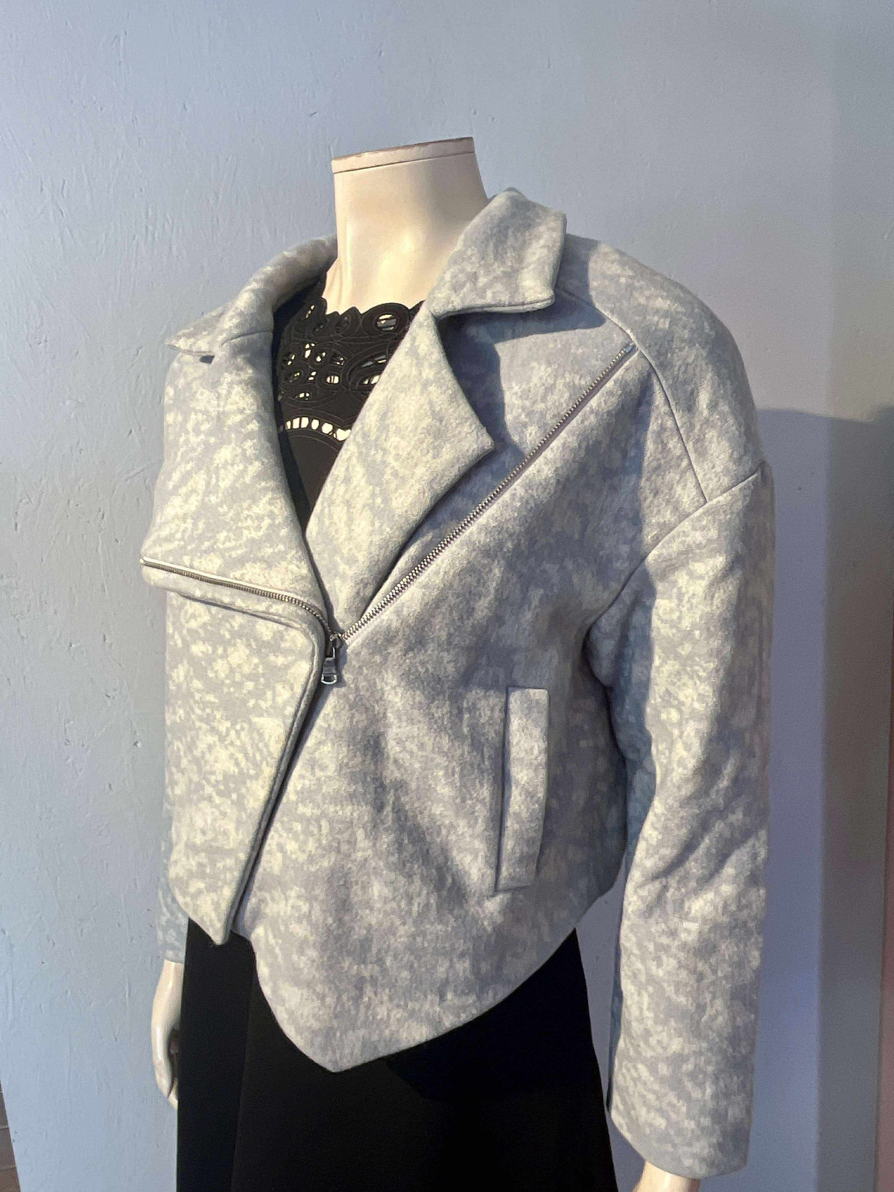 Mia Svanhvit - Jakke - Size: S