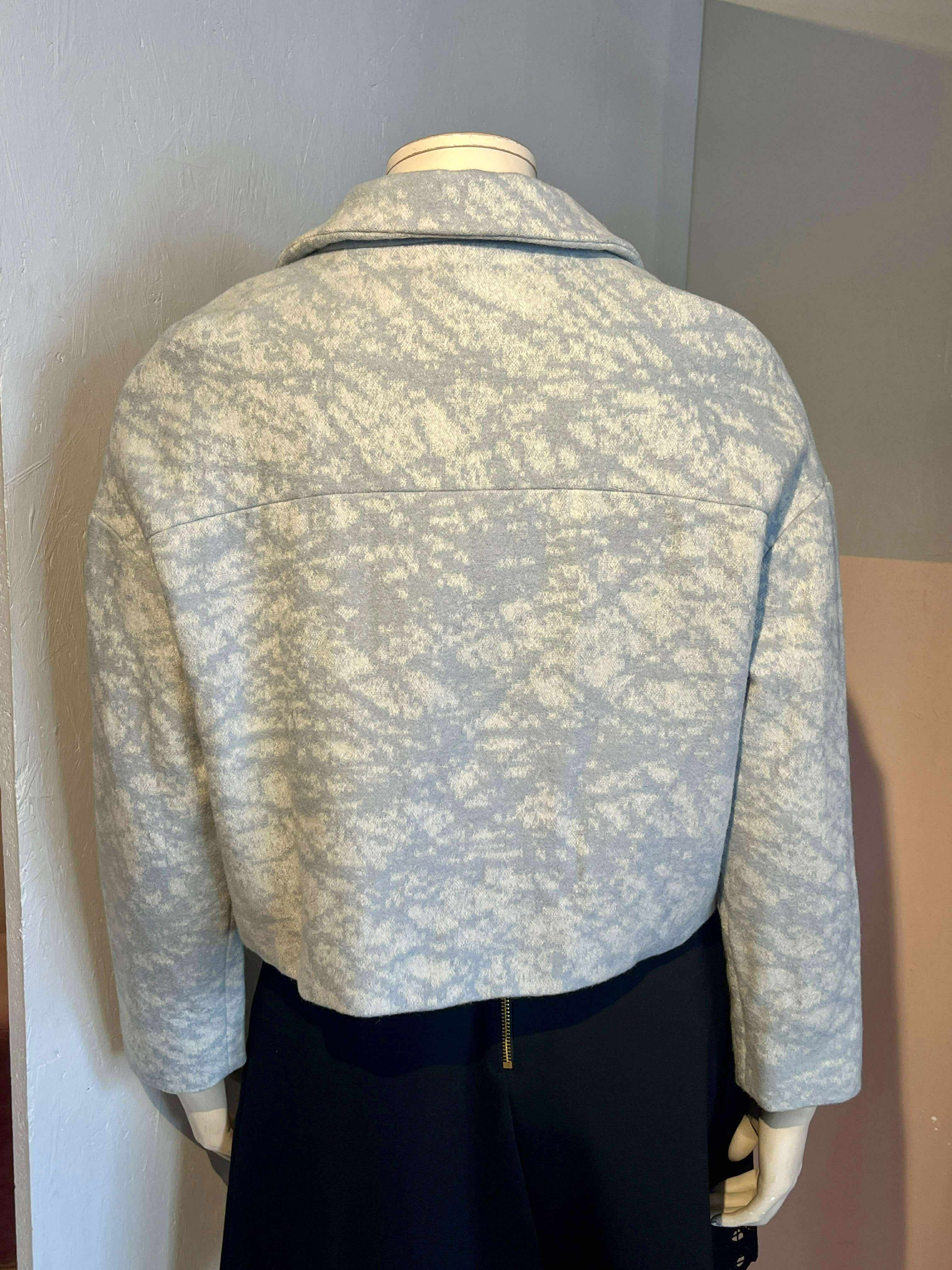 Mia Svanhvit - Jakke - Size: S