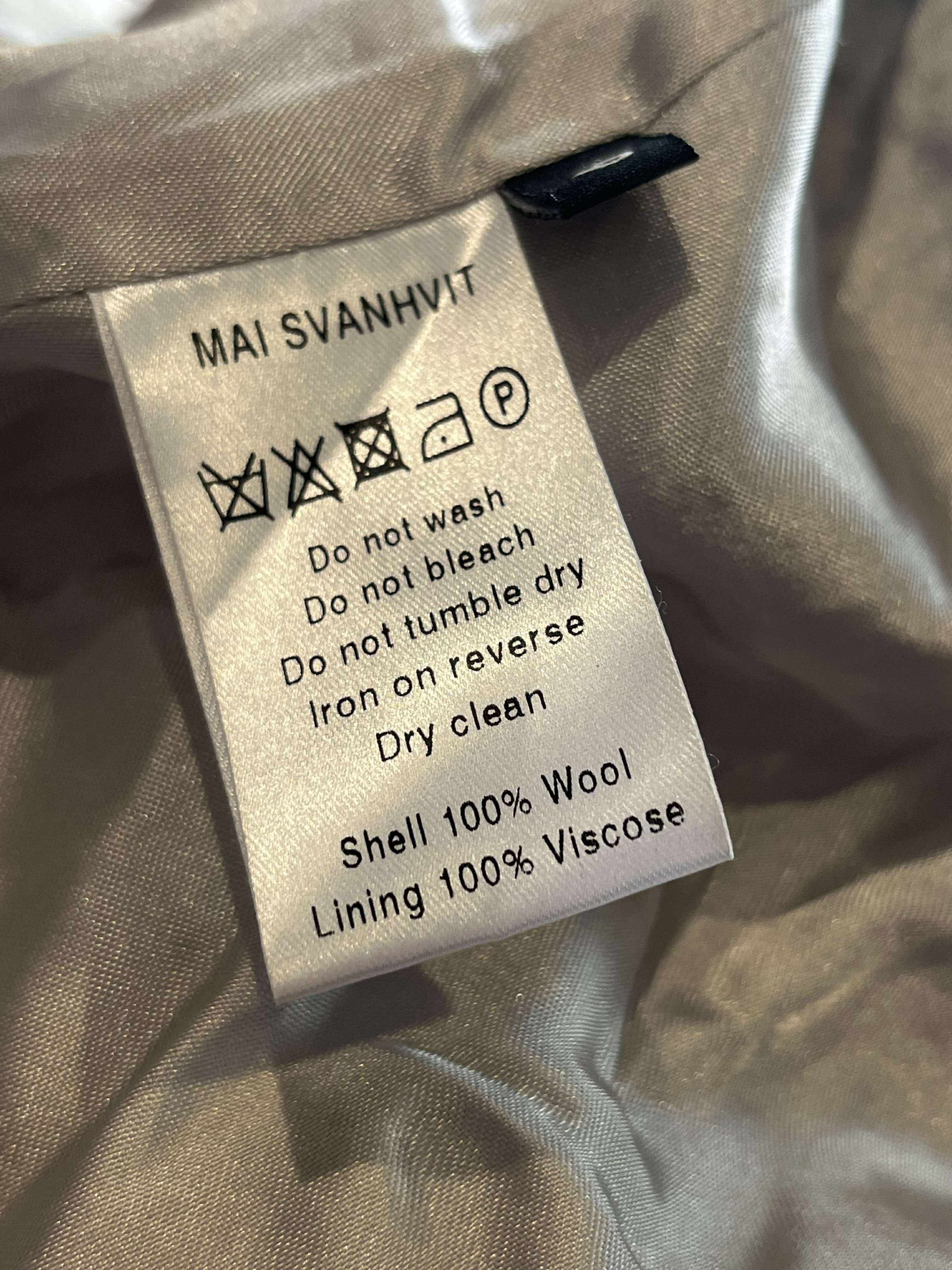 Mia Svanhvit - Jakke - Size: S