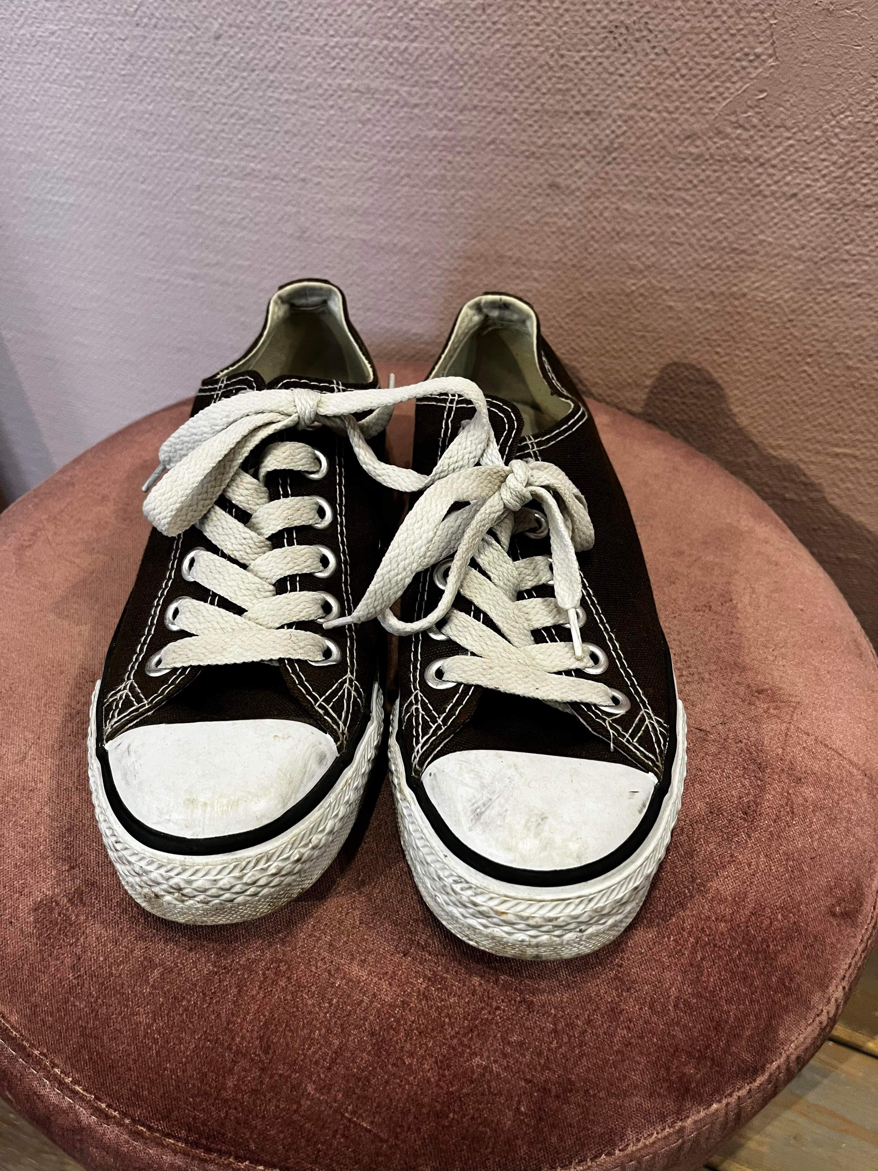 Converse - Sneakers - Size: 37