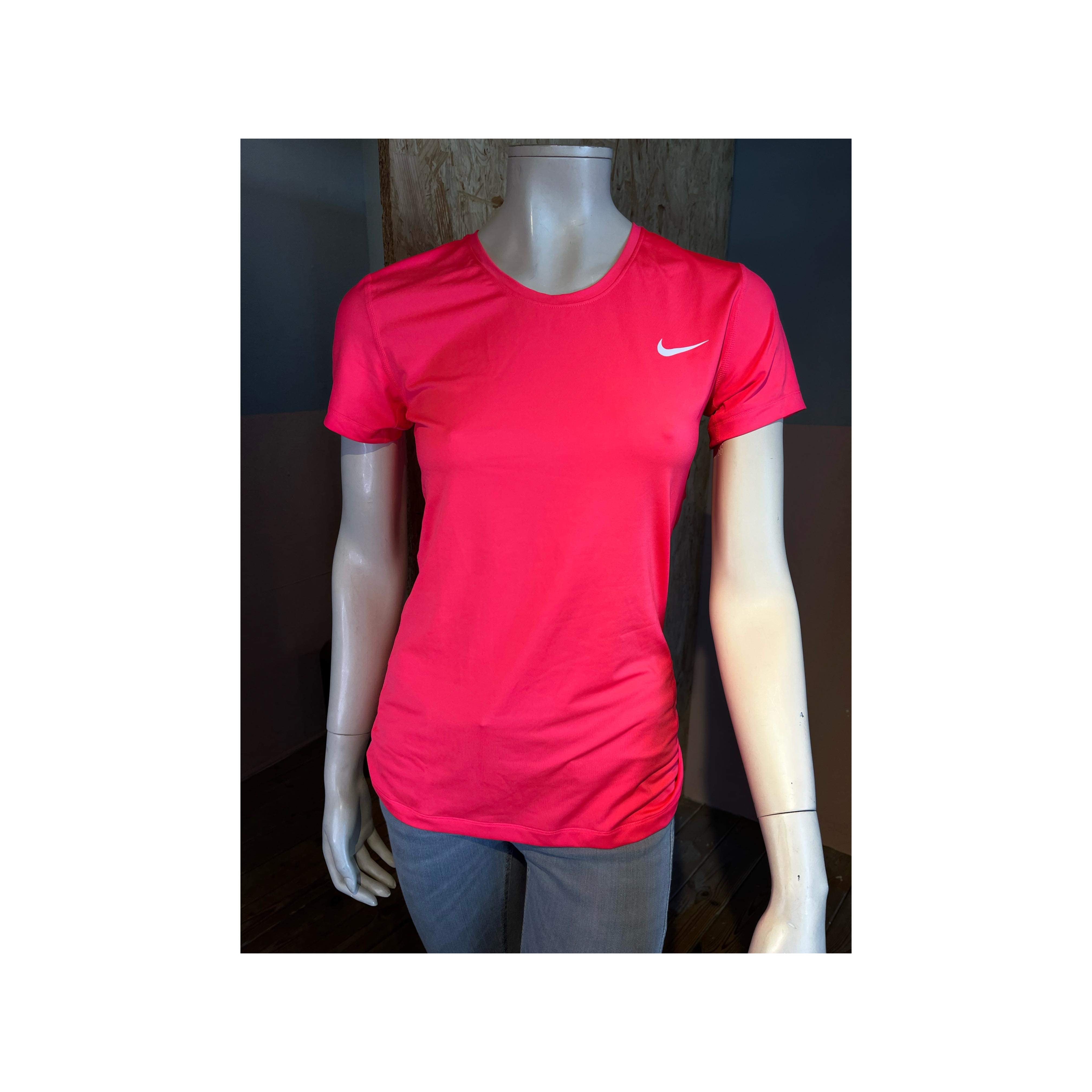 Nike - T-shirt - Size: L