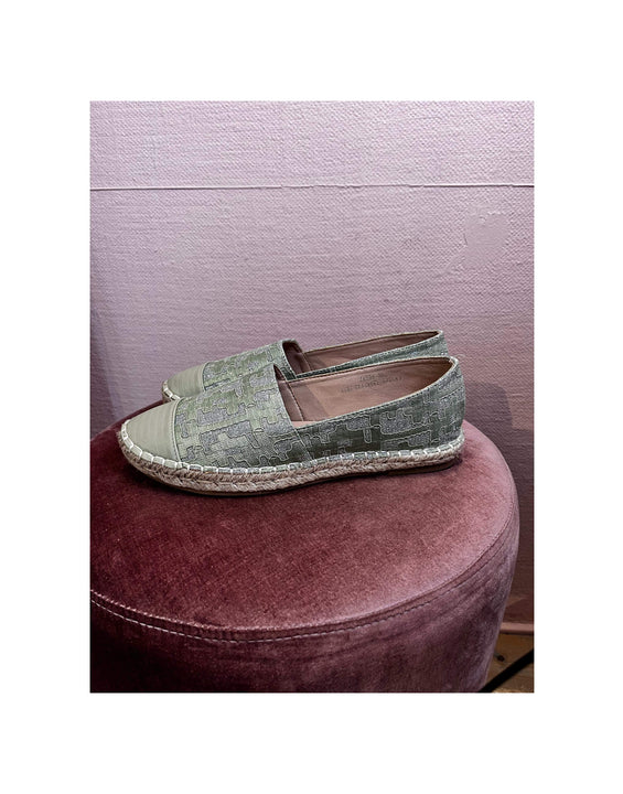 R and B- Loafers - Size: 39